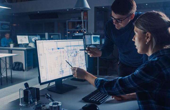 Experts making an industry analysis