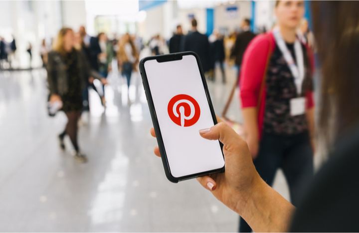 Pinterest's user in a conference