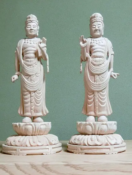 고객님의 조각 작품 니코우게코우보살 기소 히노키 (기소 편백나무)