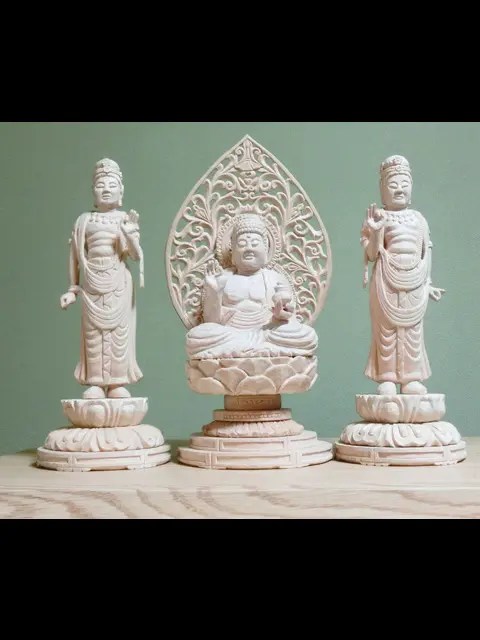 고객님의 조각 작품 약사삼존 기소 히노키 (기소 편백나무)