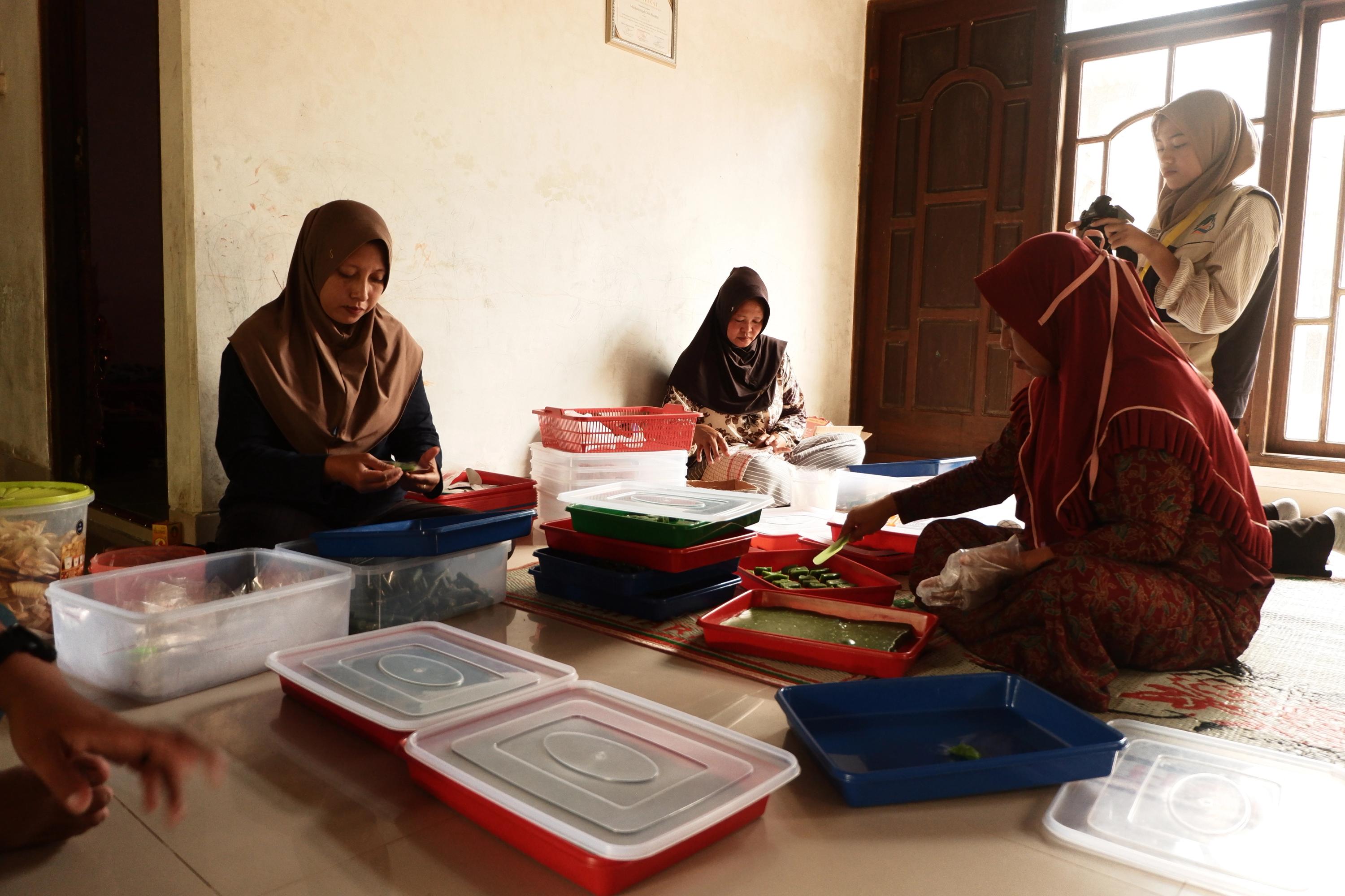 Gambar di dalam artikel