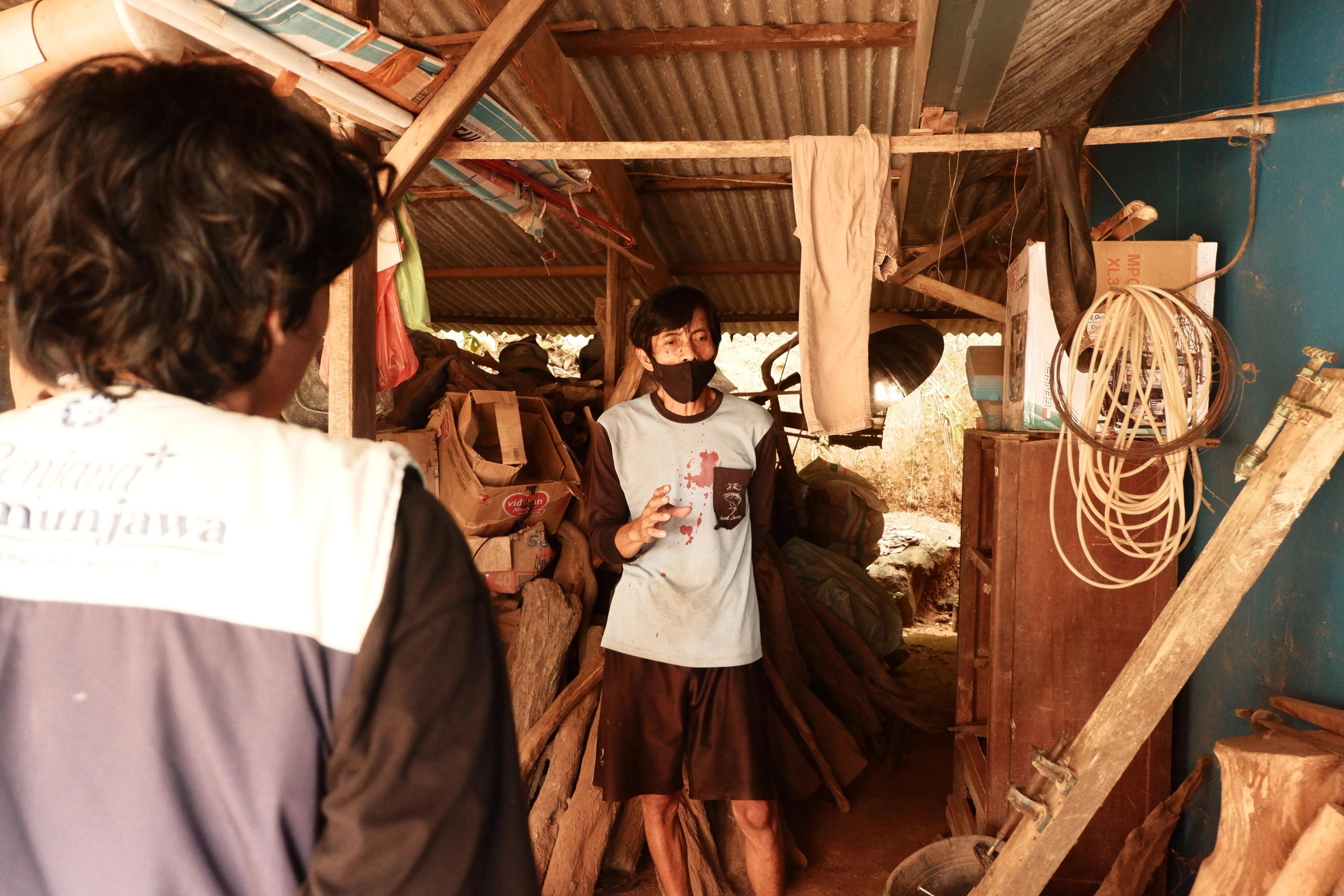 Gambar di dalam artikel