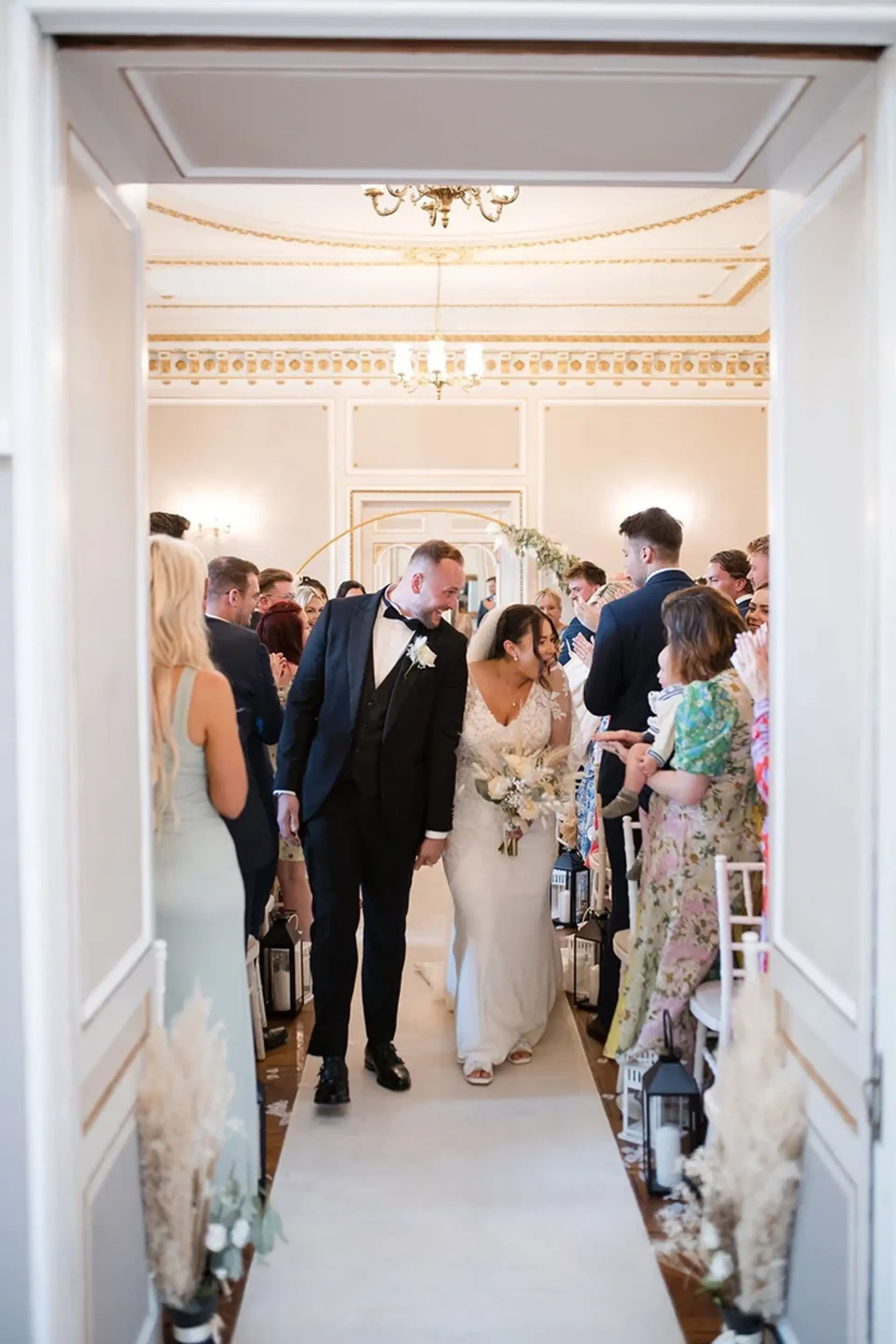 Wedding couple at Salomons Estate country house