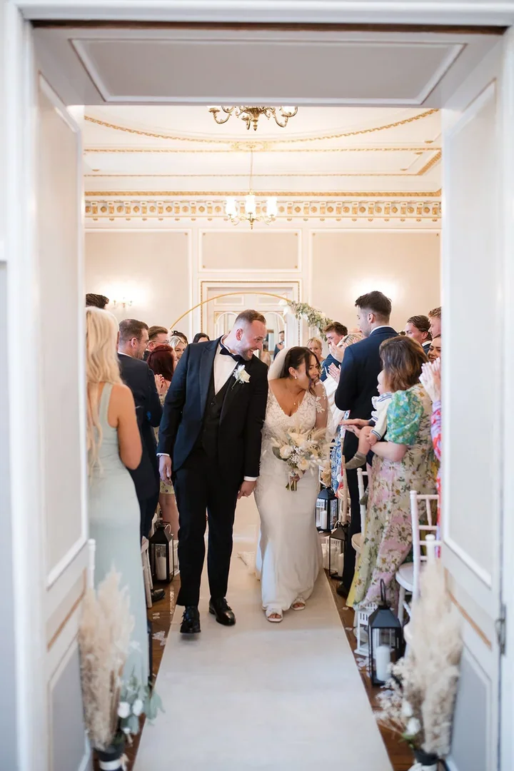 Wedding couple at Salomons Estate country house