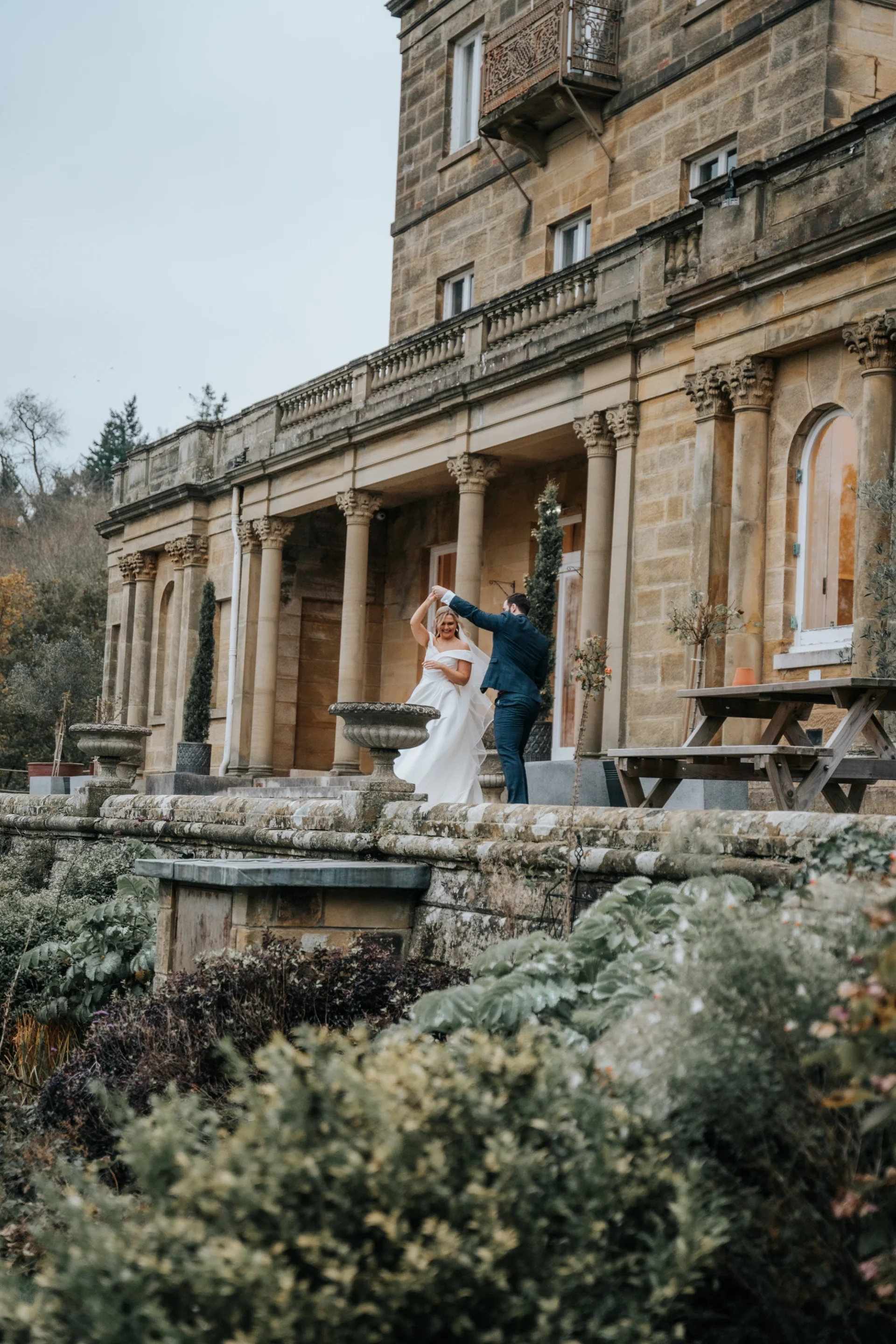 Wedding Couple at Salomons Estate