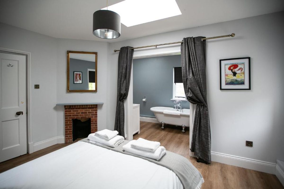 The Gatehouse exterior at Salomons Estate