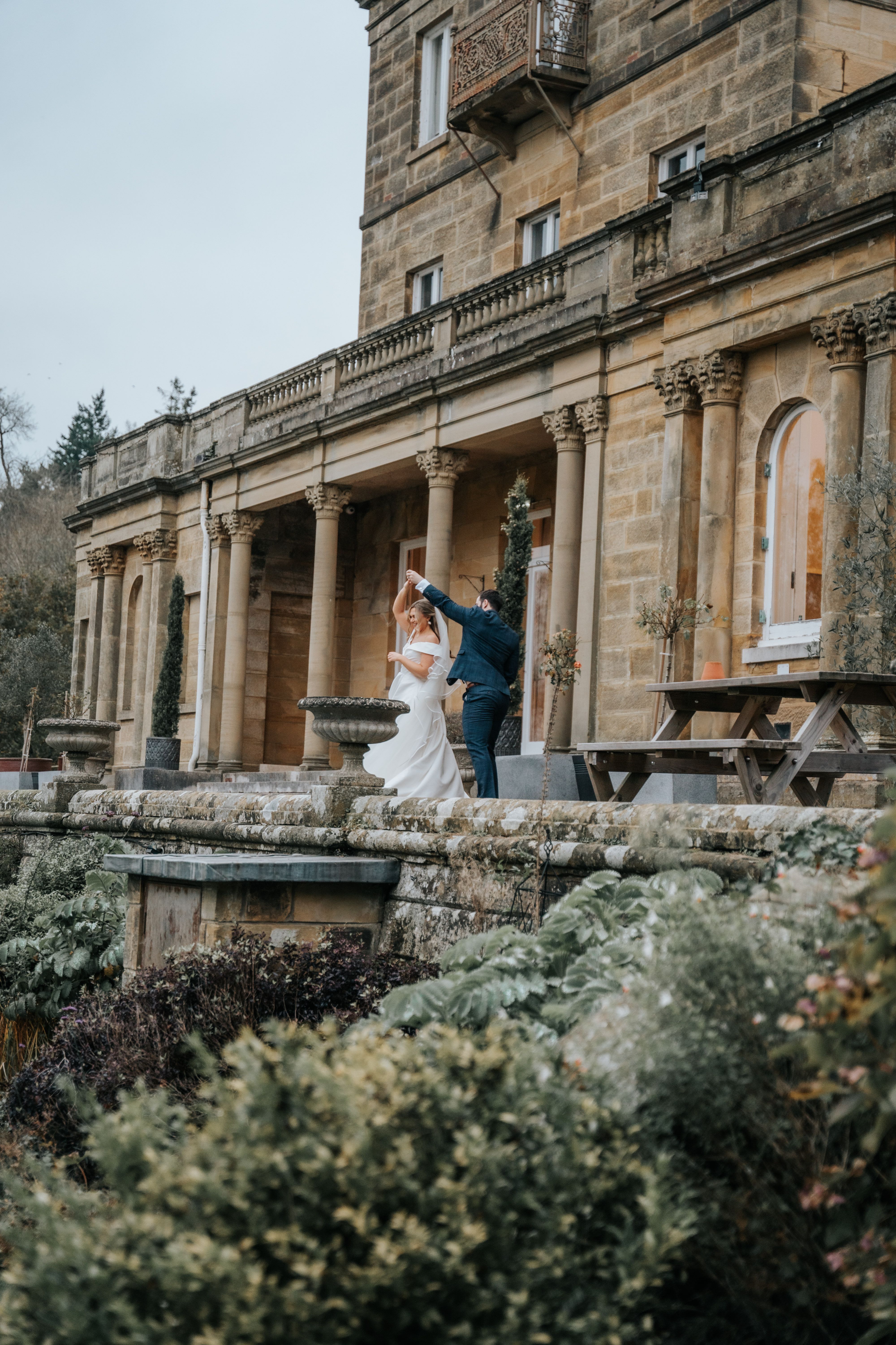 Wedding Couple at Salomons Estate