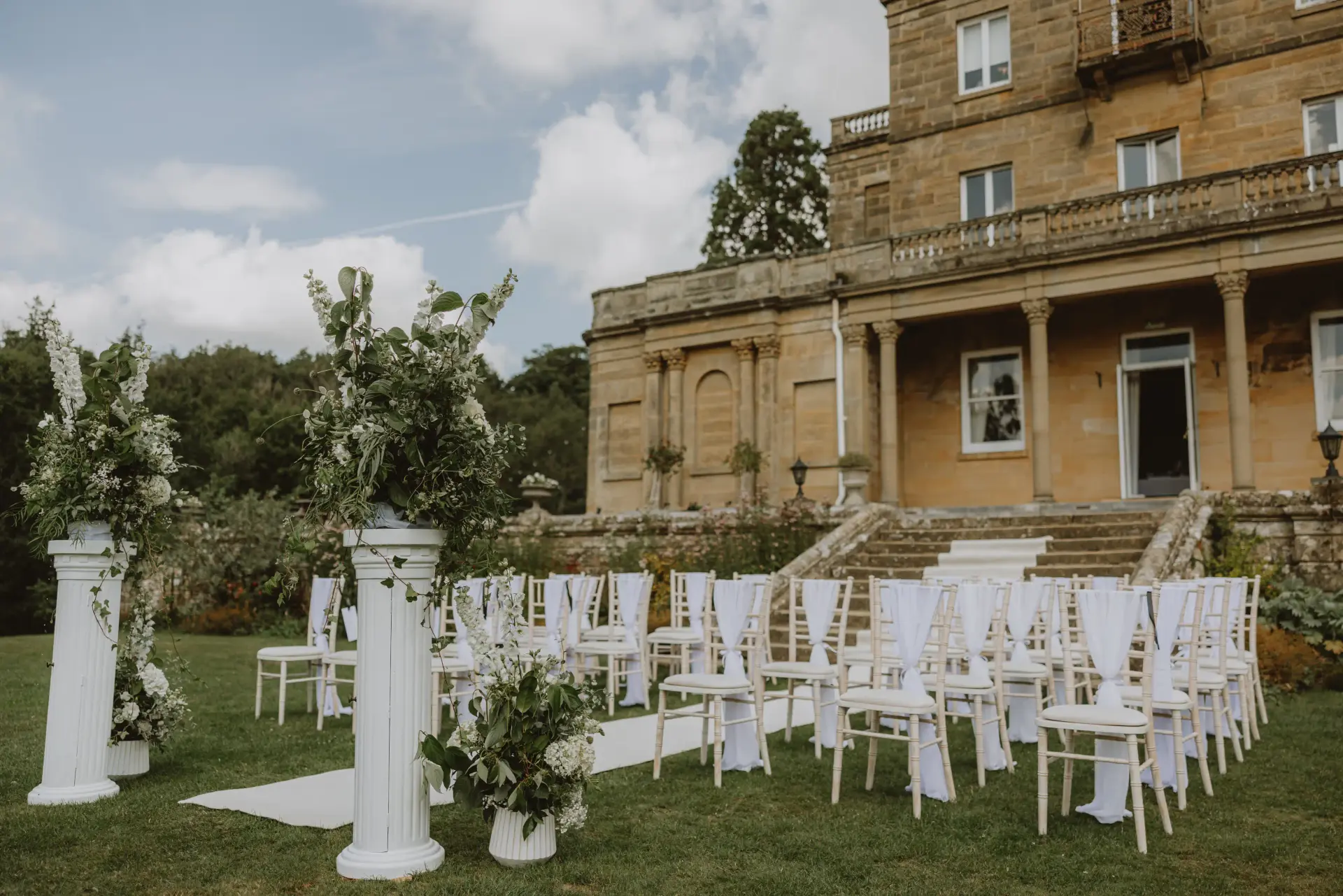 South Front lawn ceremony setup at Salomons Estate