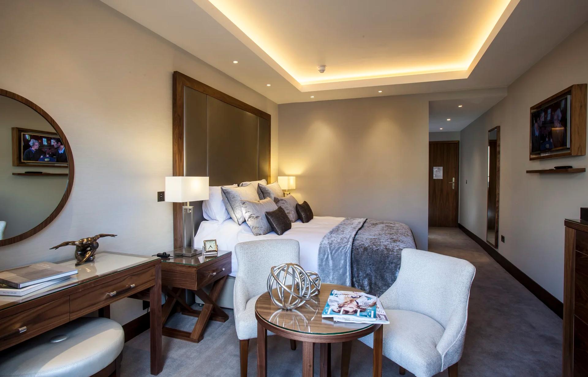 Full room view of Deluxe Plus accommodation at One Warwick Park