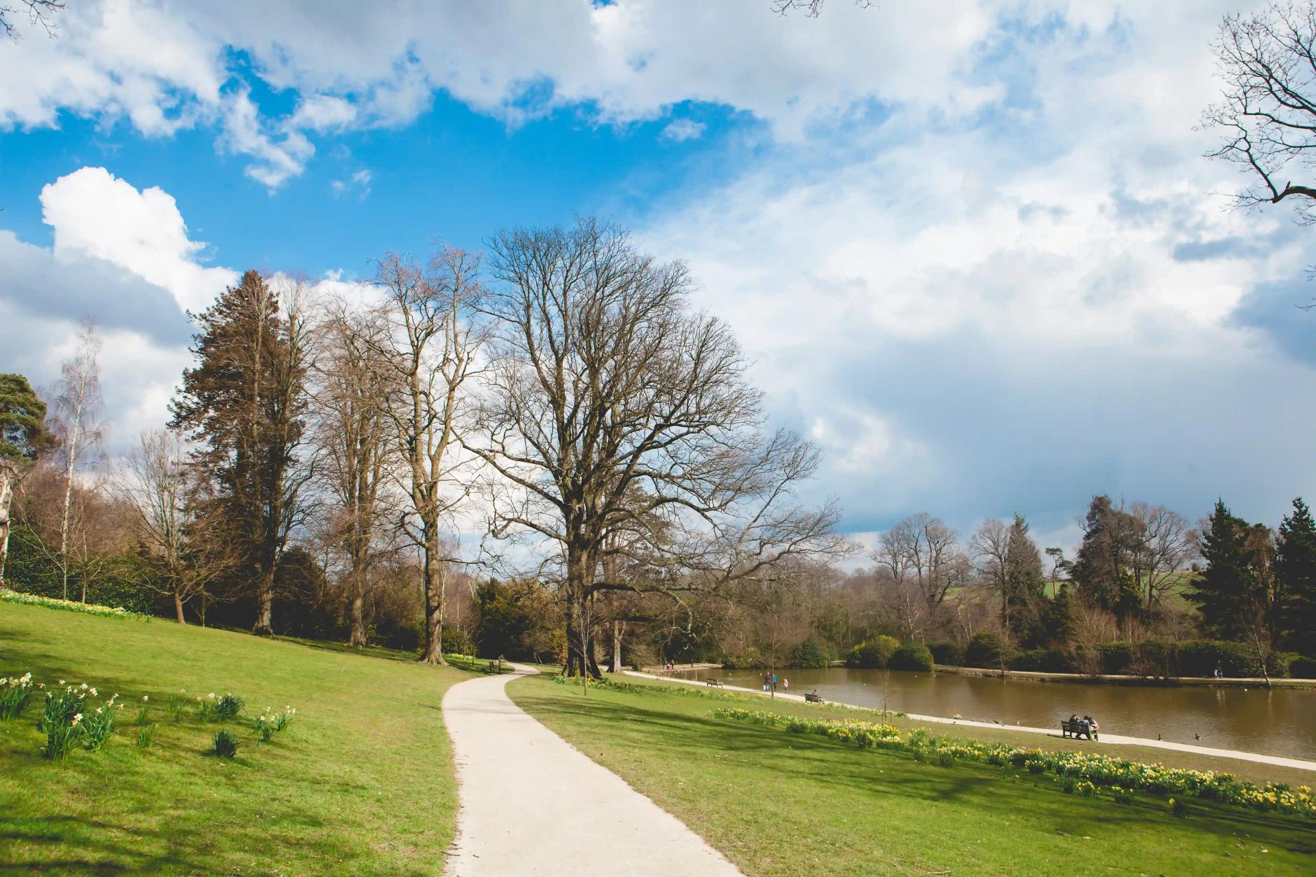 Dunorlan Park