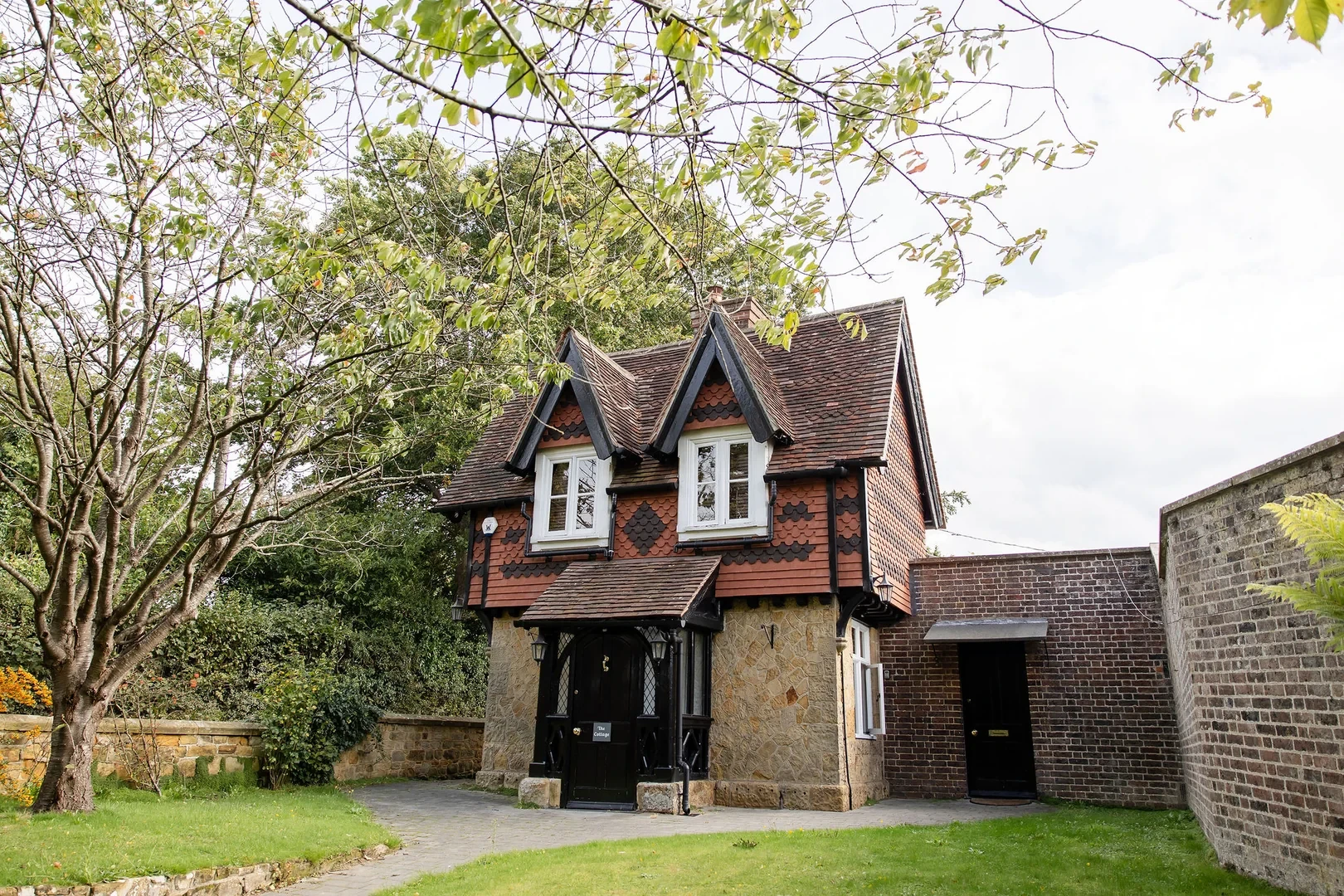 Wedding packages and table settings at Salomons Estate