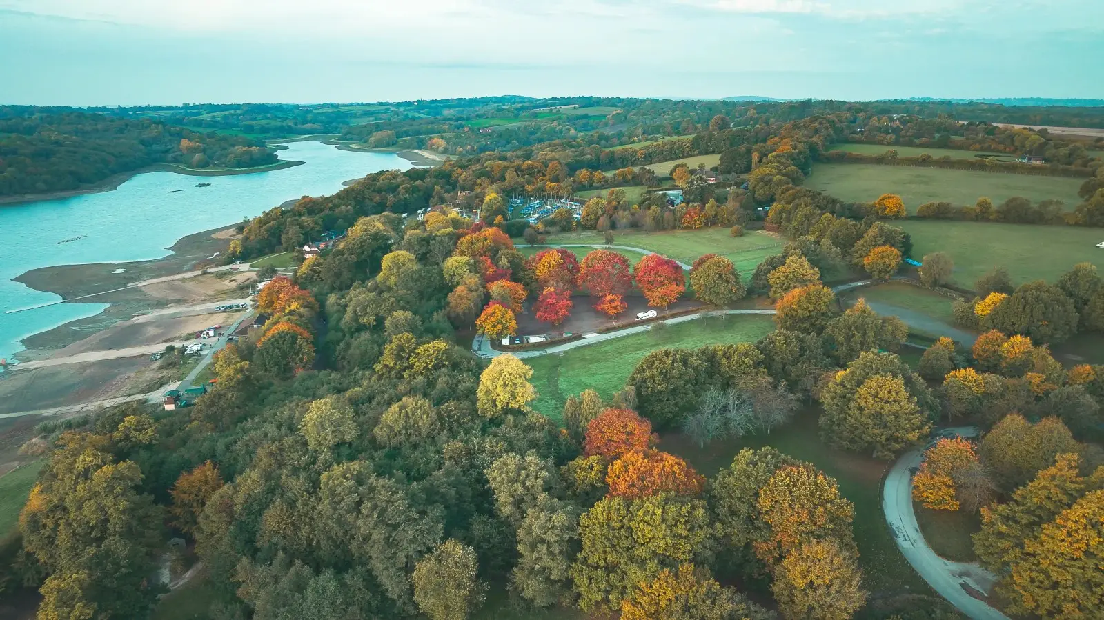 Bewl Water reservoir with sailing and kayaking activities