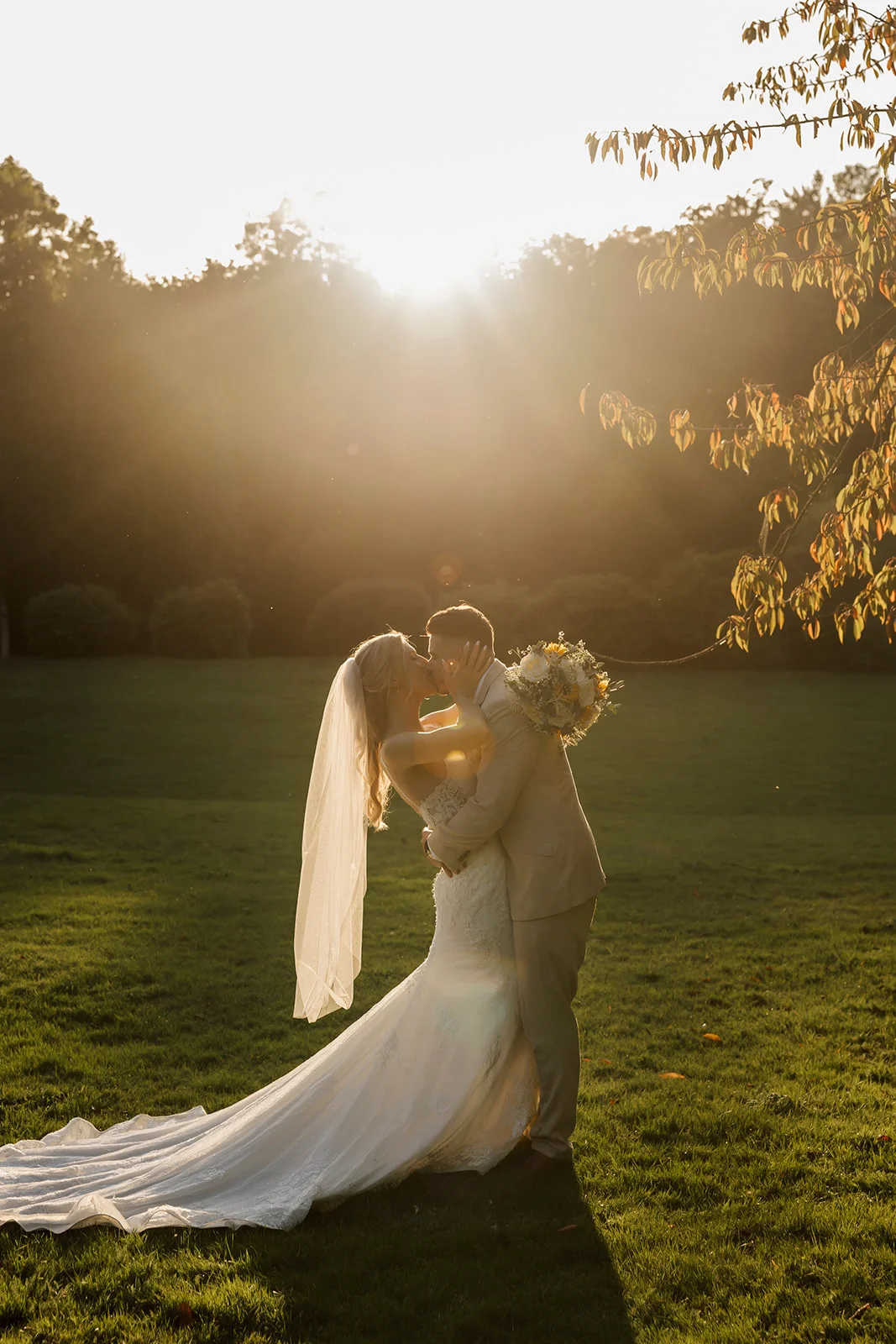 Alice & Ivo Helen Rowe Photography 717 at Salomons Estate