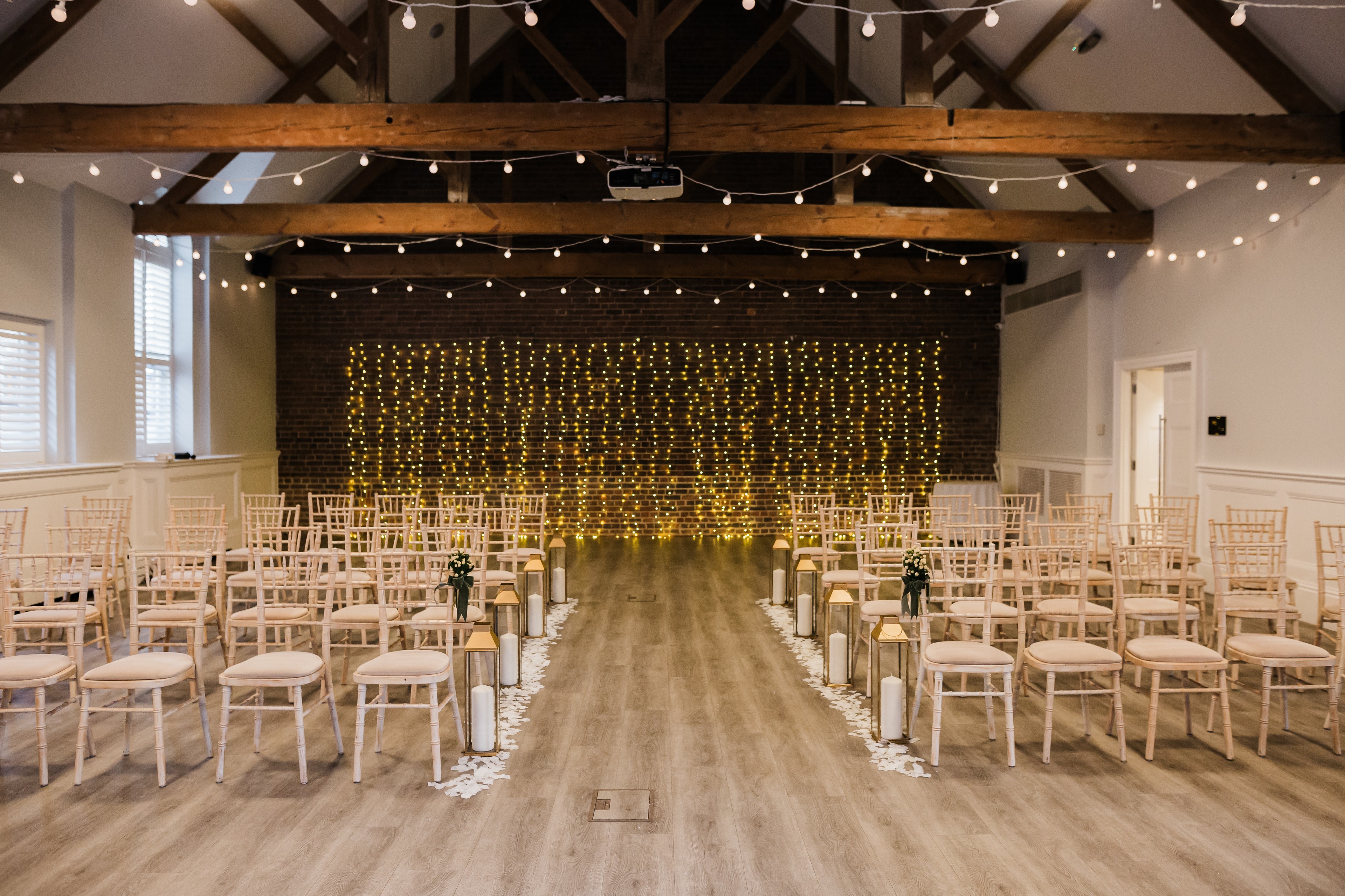 Wedding ceremony guests and décor