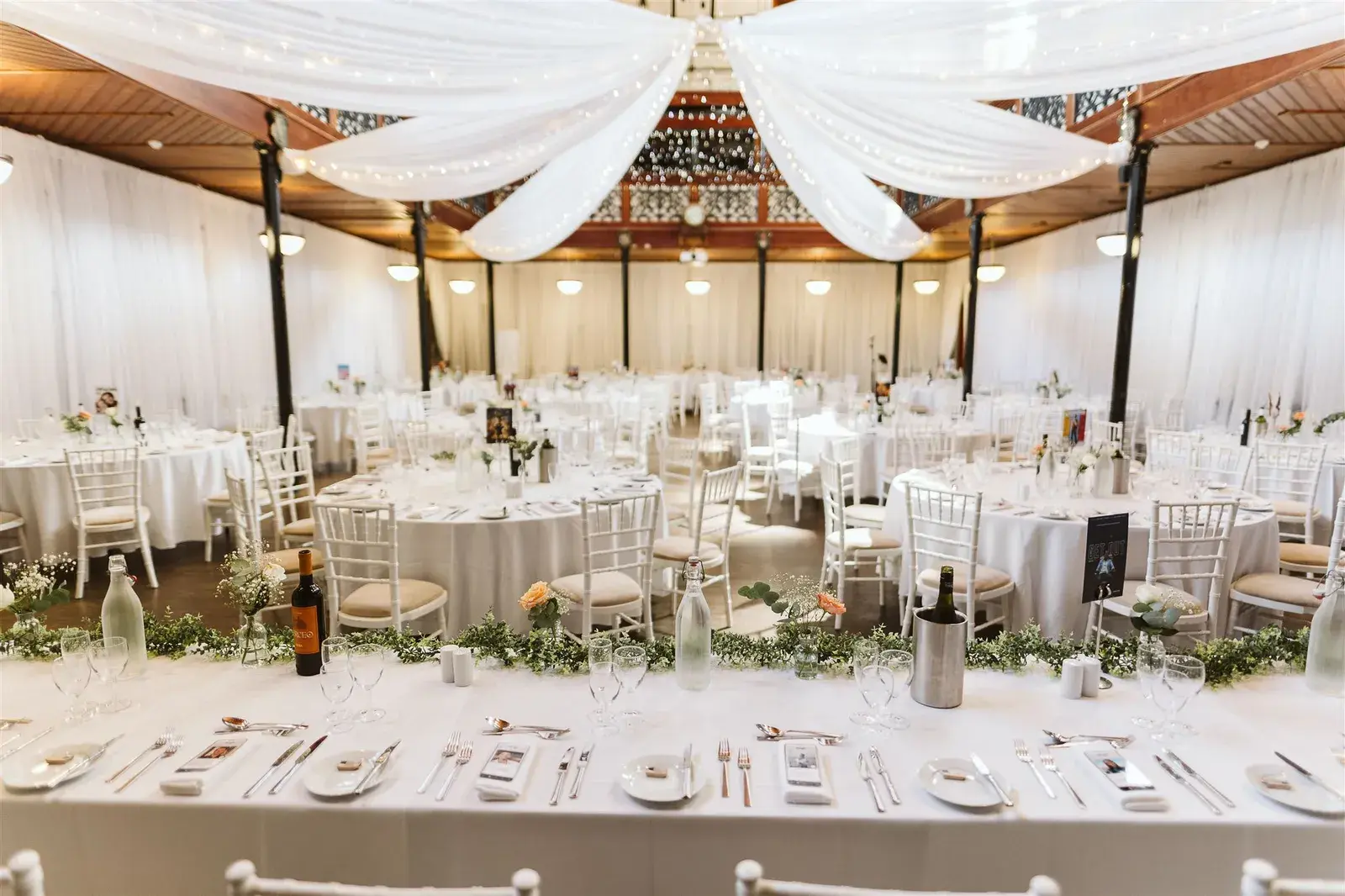Wedding breakfast dining at Salomons Estate