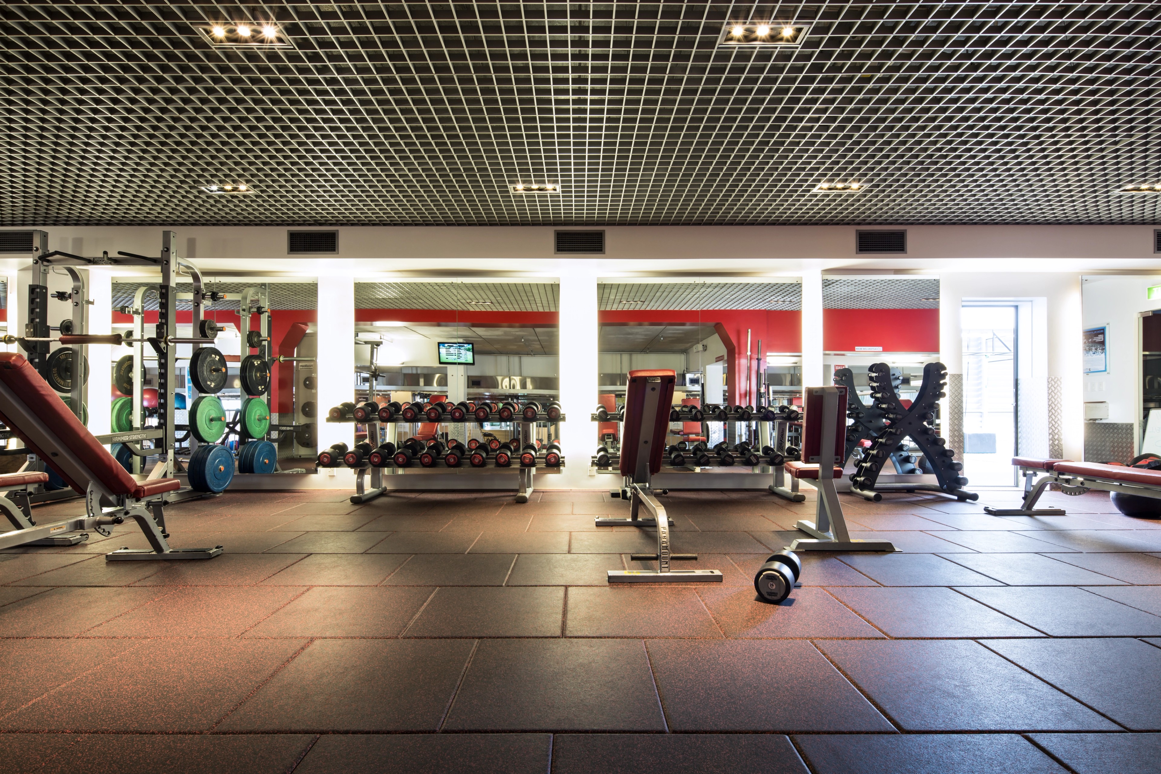 Les Mills-ES-08
