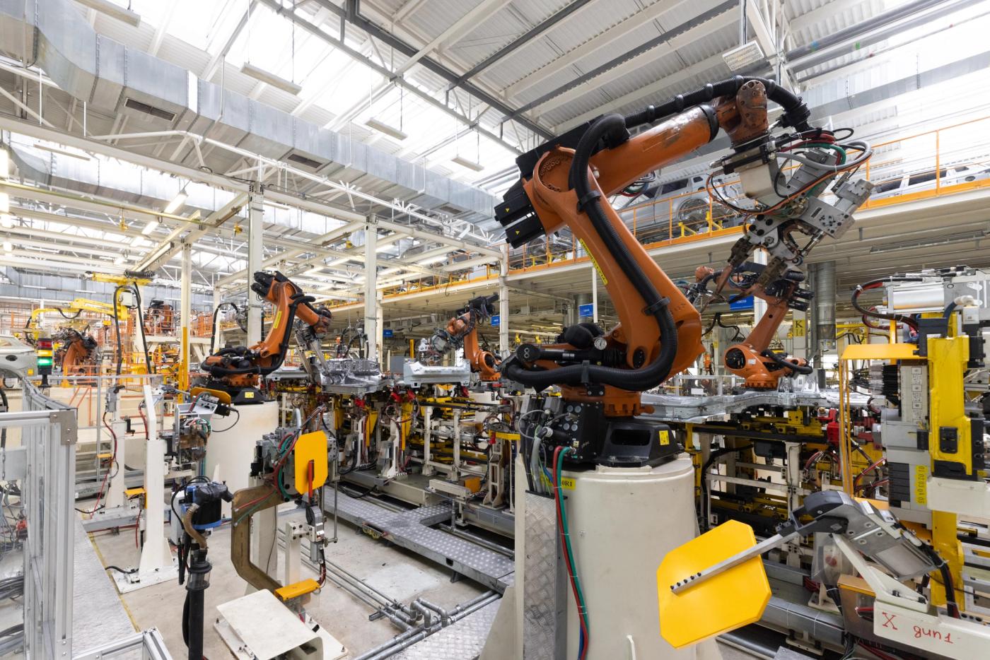 How AI Automation Cuts Manual Processing Time by 70% for KSA Enterprises