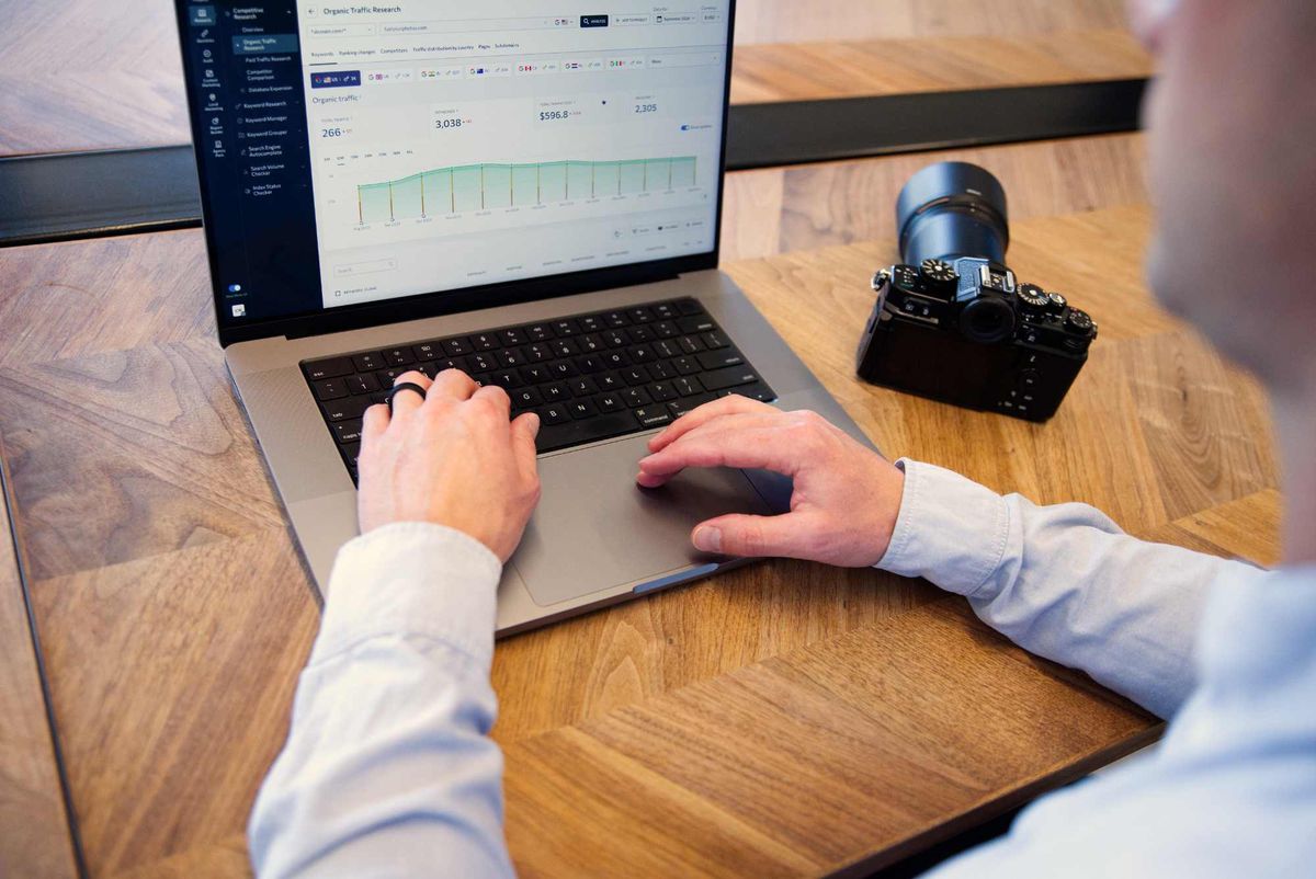 SEO Keywords for Photographers: The Complete List (Organized by Niche)