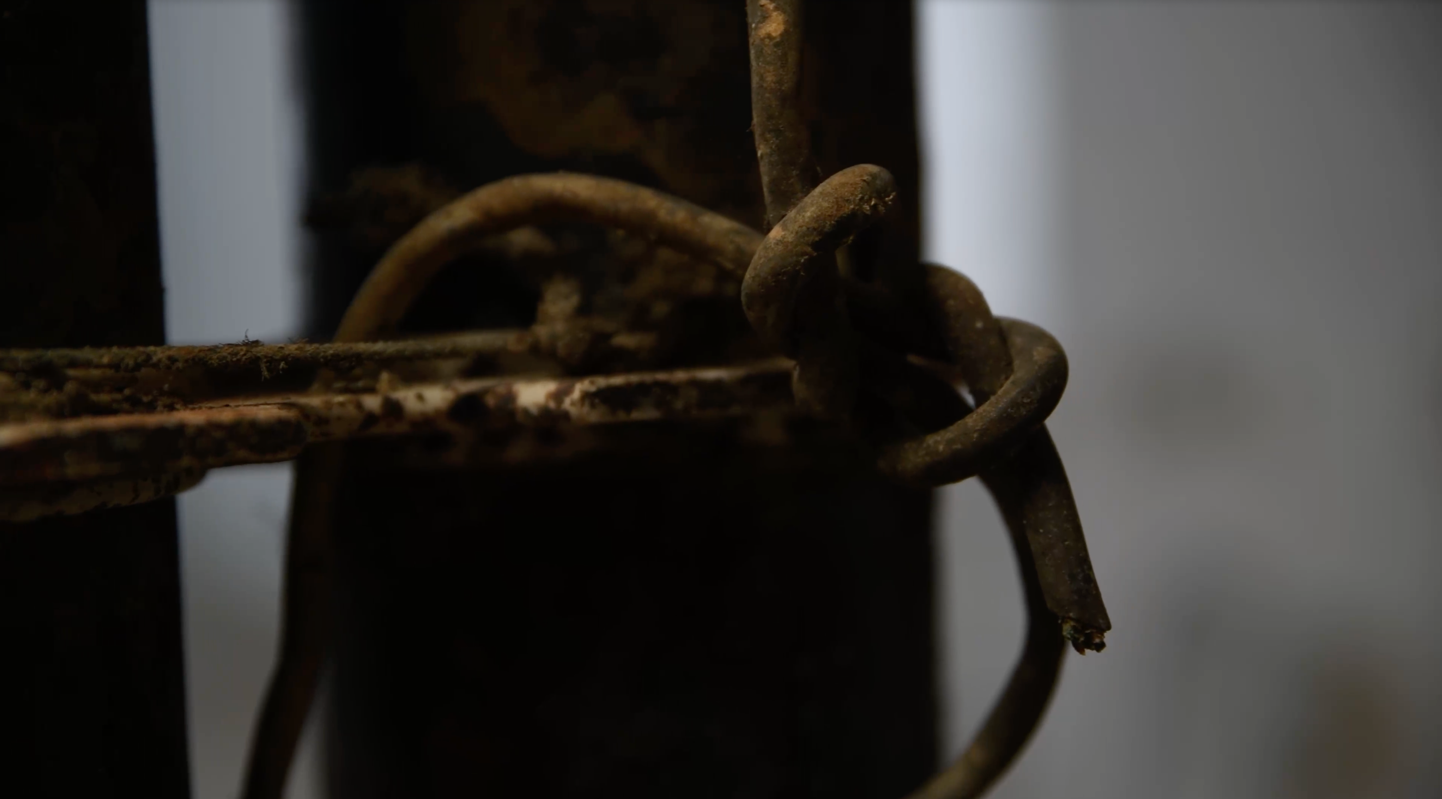 Nina Hartmann, You never listen, but eat me, 2023, Soundinstallation, Aalreusen