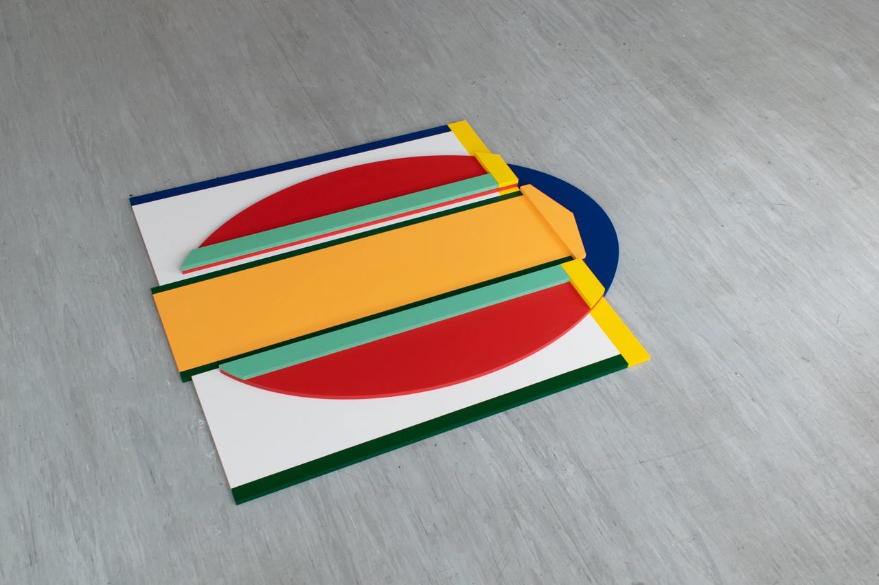 Ana Kostova, Emblem, 2023, Acryl auf mdf, 140 x 120 cm Ana Kostova, Emblem, 2023, Acryl auf mdf, 140 x 120 cm