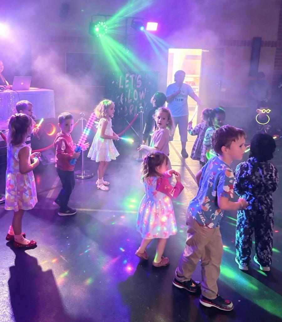 Kids dancing on the dance floor