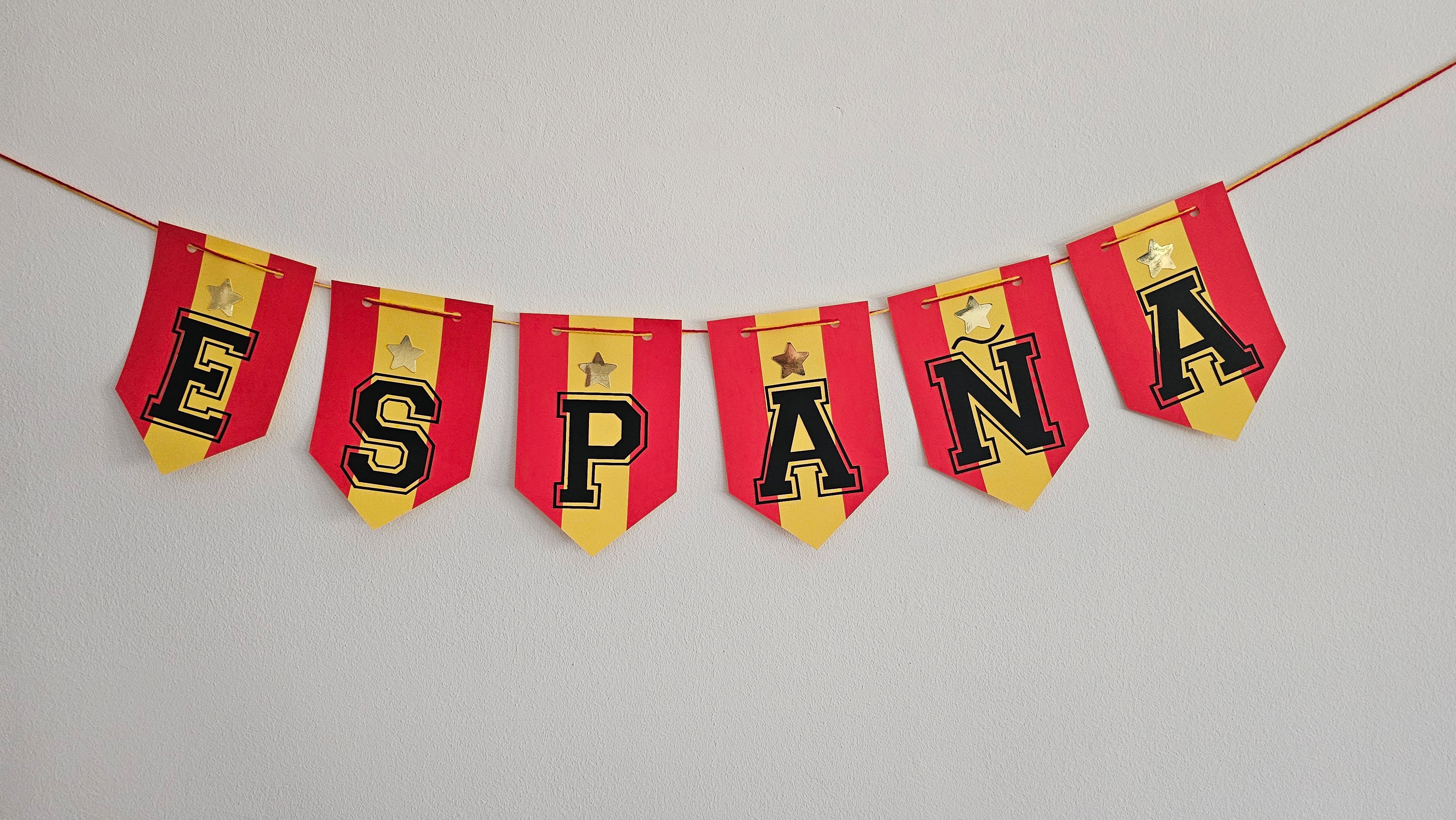 Bandrines con la palabra España para alentar a tu equipo de futbol favorito