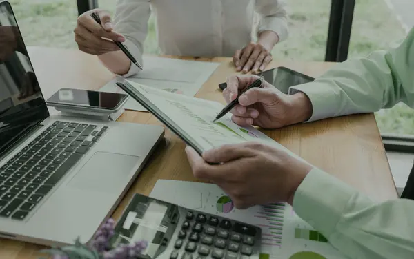 Why Builders Need a Monthly Financial Health Check (And What Should Be In It)