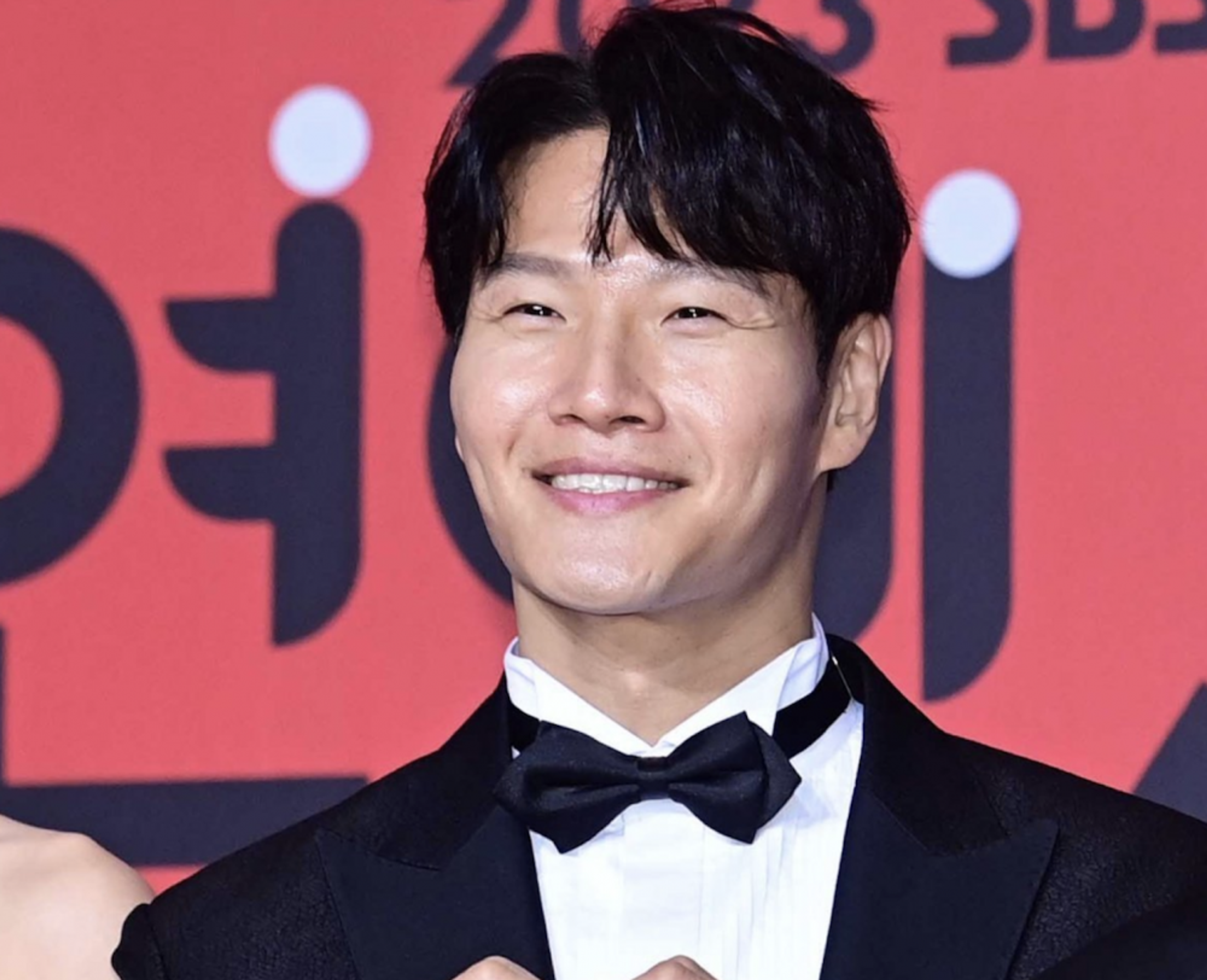 Kim Jong Kook announces marriage during ‘Running Man’ filming and in heartfelt message to fans