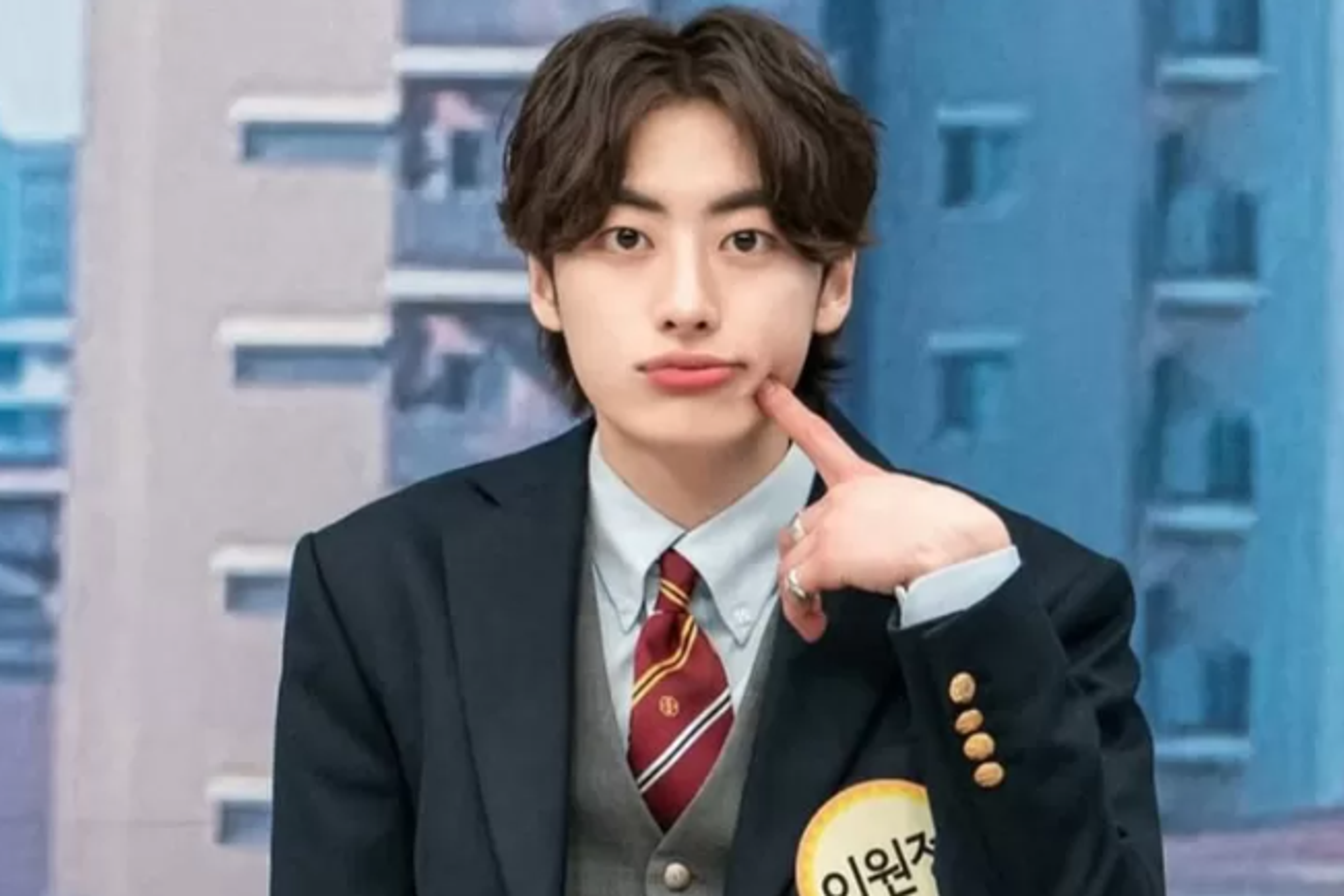 Viral! Lee Won Jung Jalan Pagi di CFD Jakarta, Datangi Rumah Raffi Ahmad