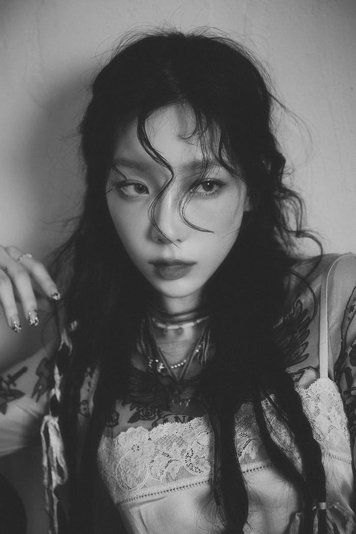 TAEYEON SNSD IMAGE