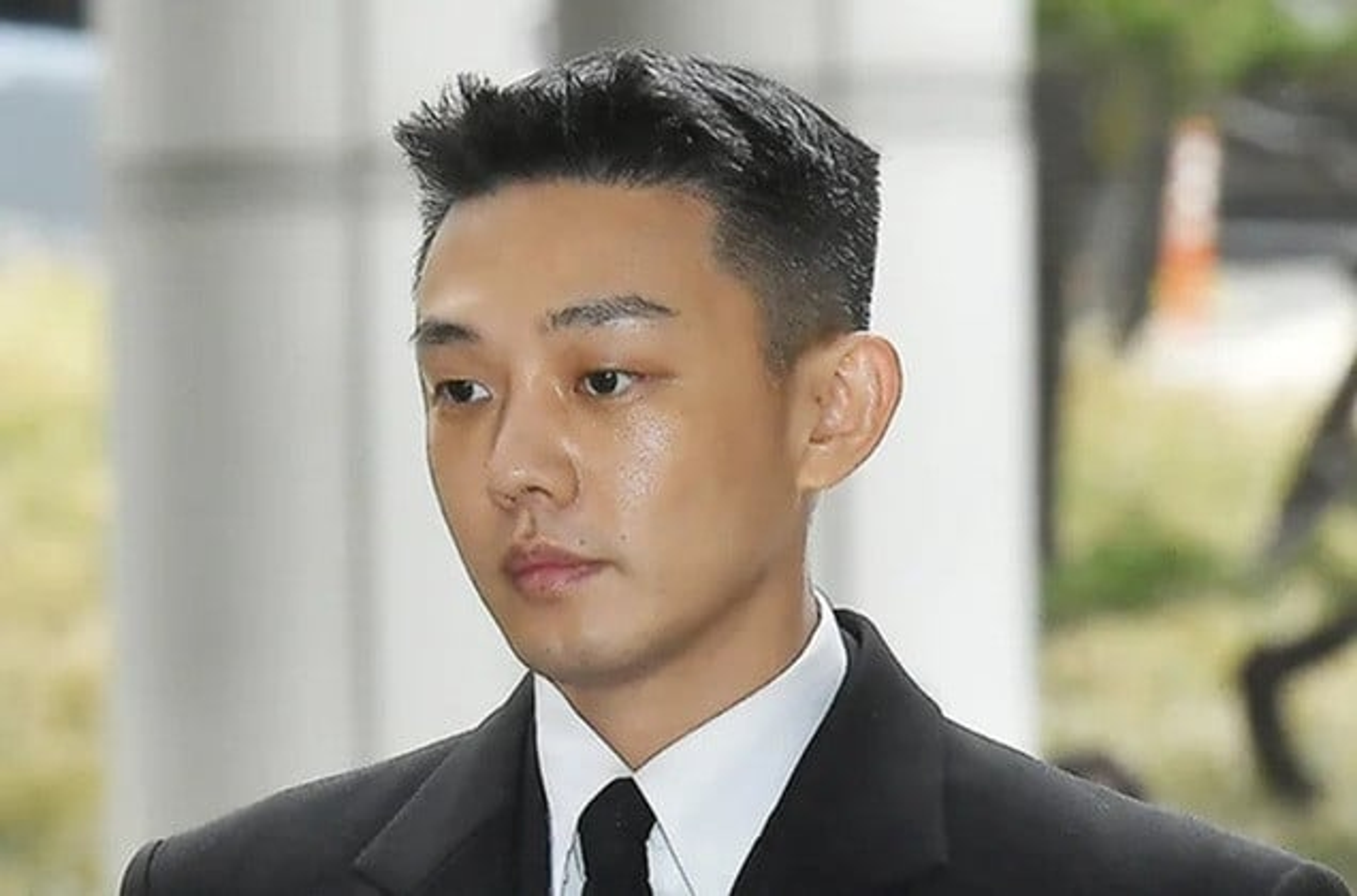 Yoo Ah In nominated for Best Actor at Directors Cut Awards despite drug conviction