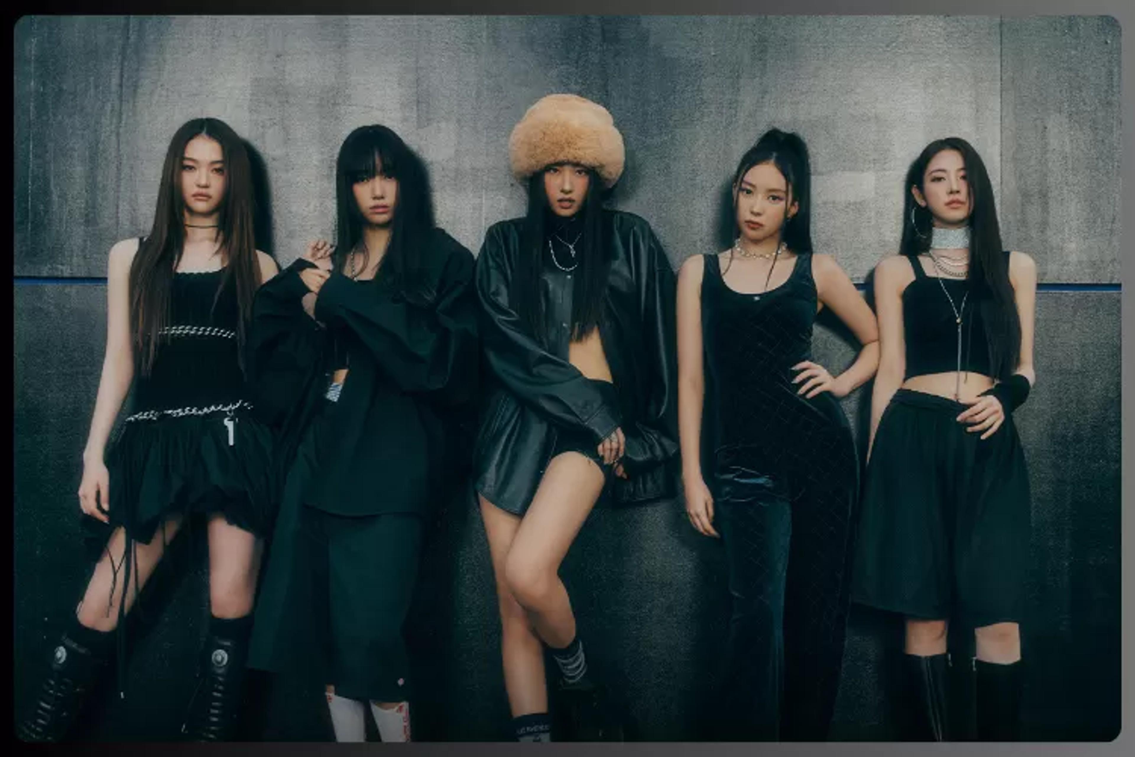 MEOVV memulai debutnya pada 6 September 2024 menjadi girl group pertama di bawah naungan THE BLACK LABEL