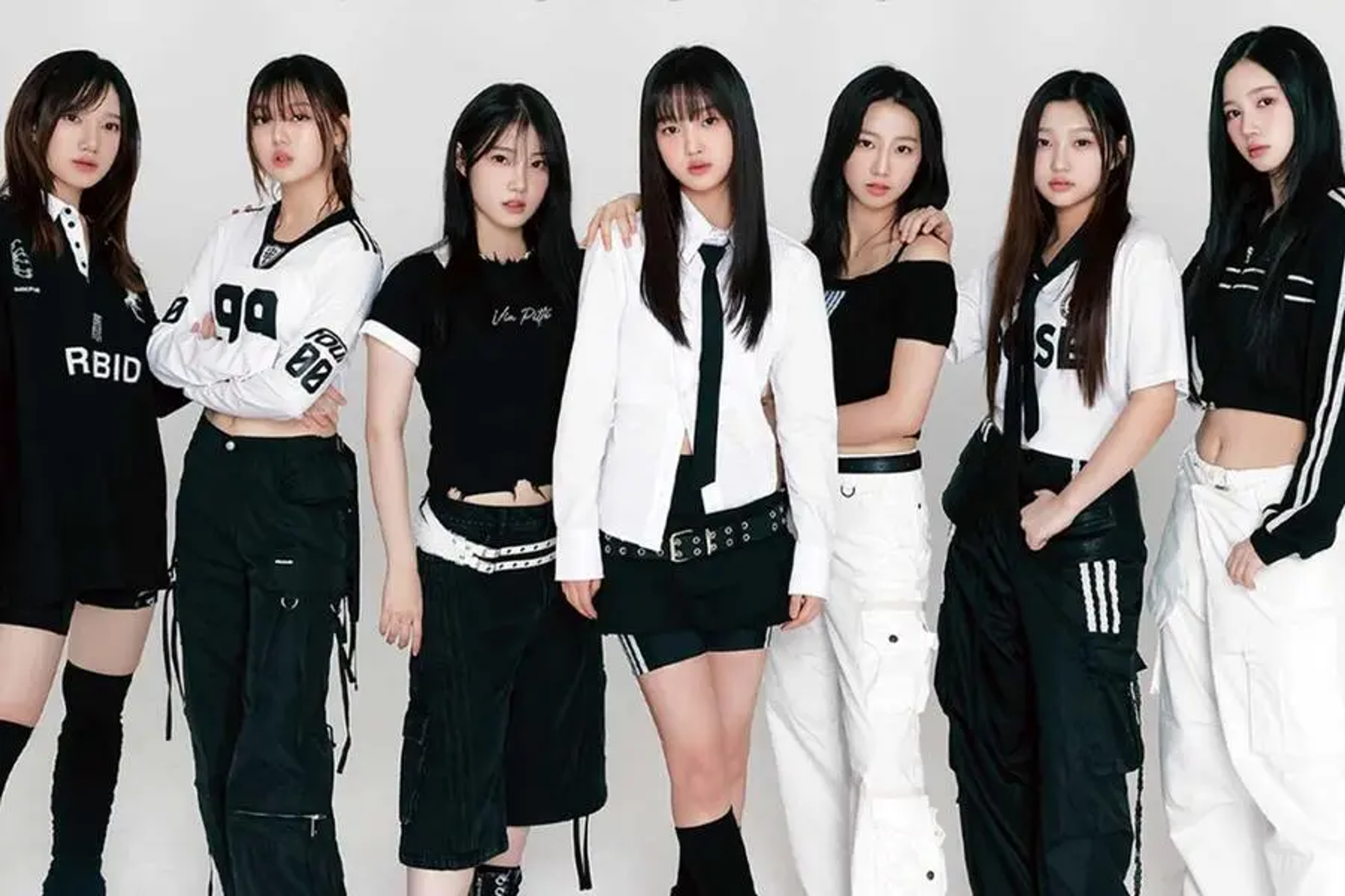 WM Entertainment's New Girl Group USPEER Announces Debut Date With 1st Teaser For "SPEED ZONE"