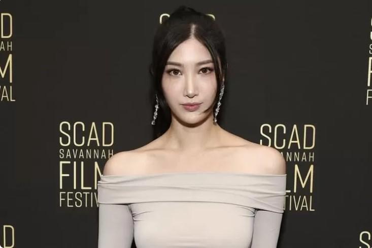 GOLDEN Tembus Grammy Awards, EJAE Tulis Pesan Menyentuh untuk Fans!