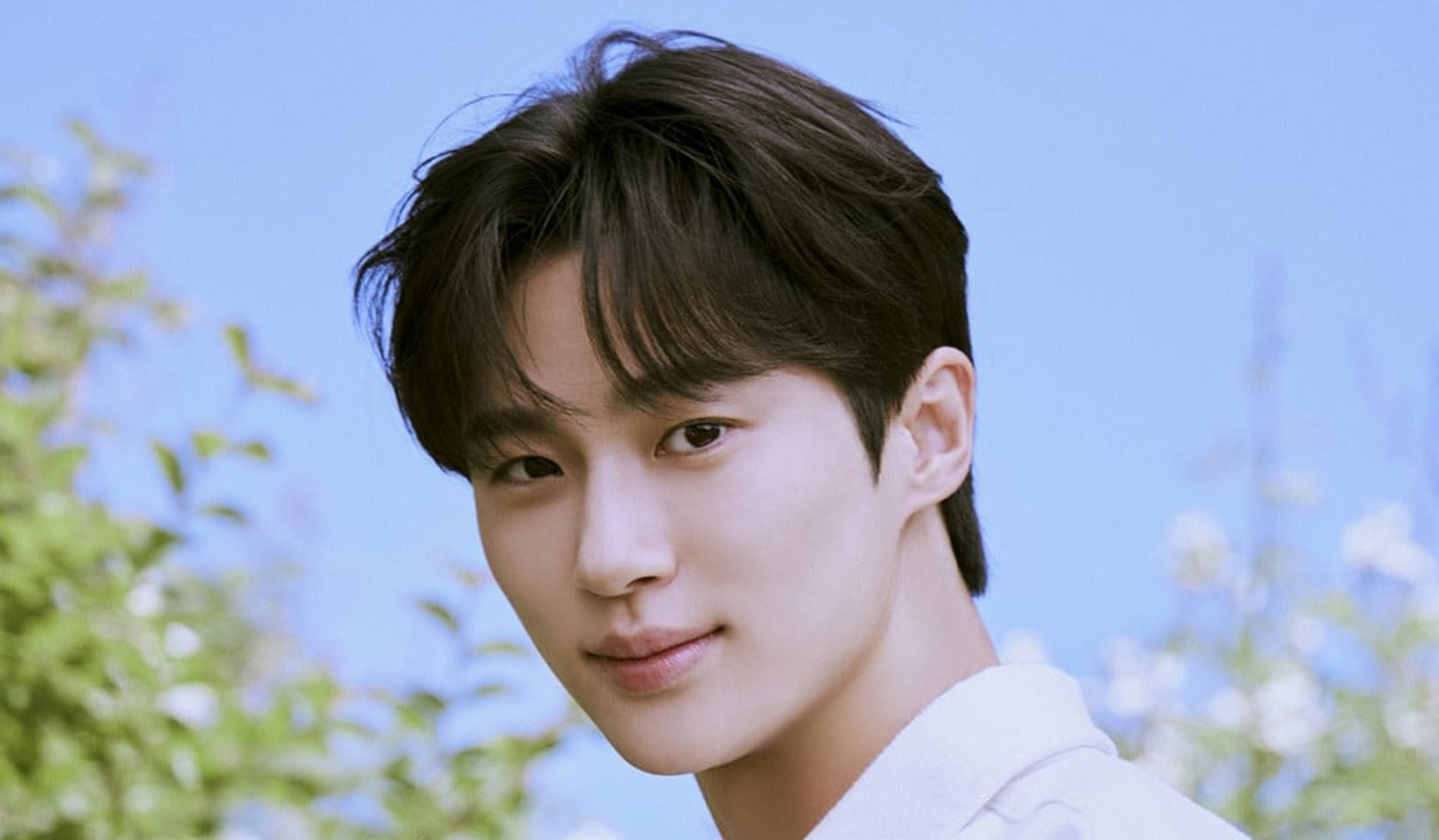 Byeon Woo Seok cast as the live-action adaptation hero of the acclaimed Korean web novel series 'Solo Leveling'