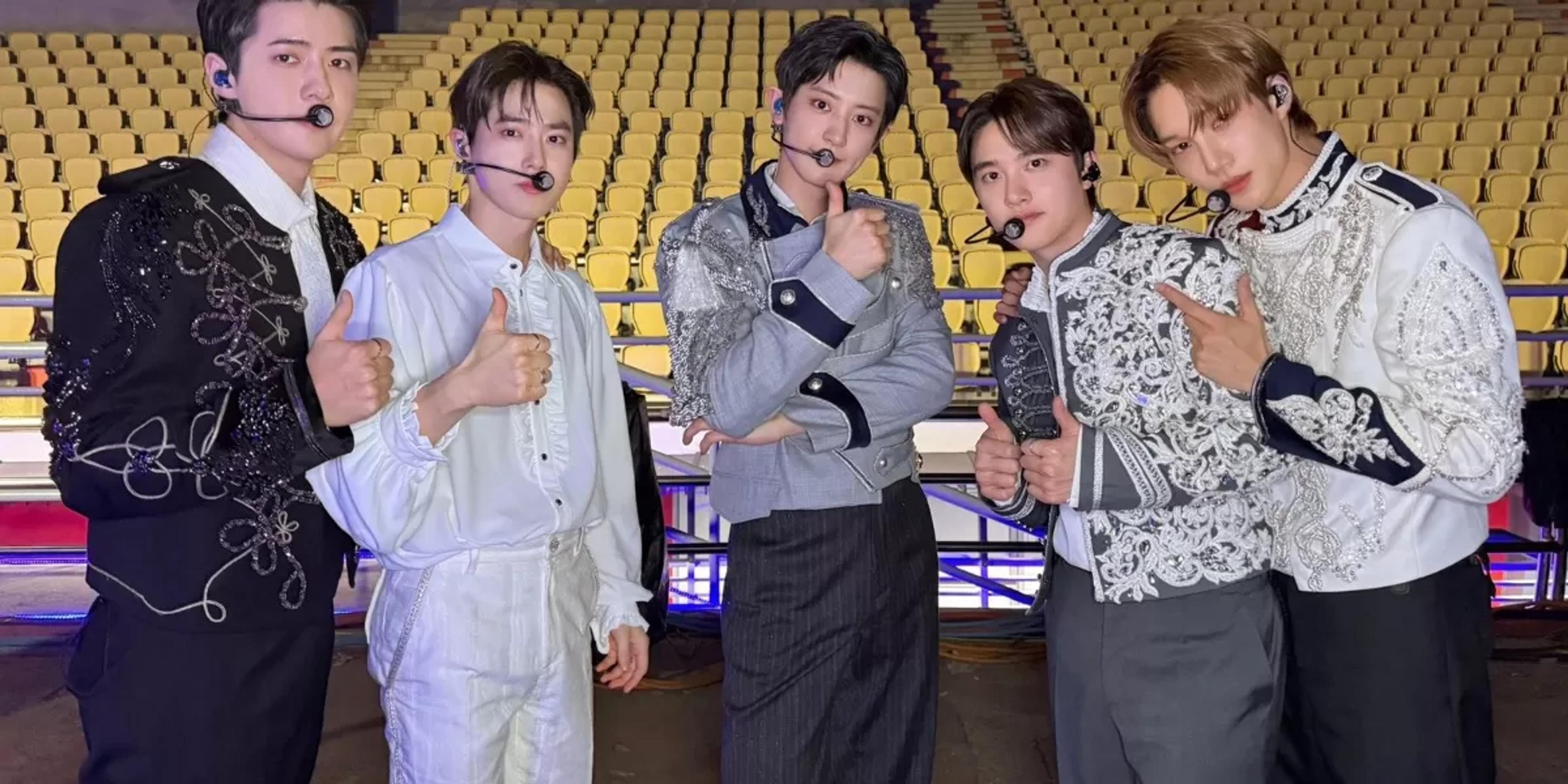 Kocak Abis! Member EXO Kompak Cosplay Pakai Baju Legendaris D.O yang Dulu Dipakai di Comeback Wolf