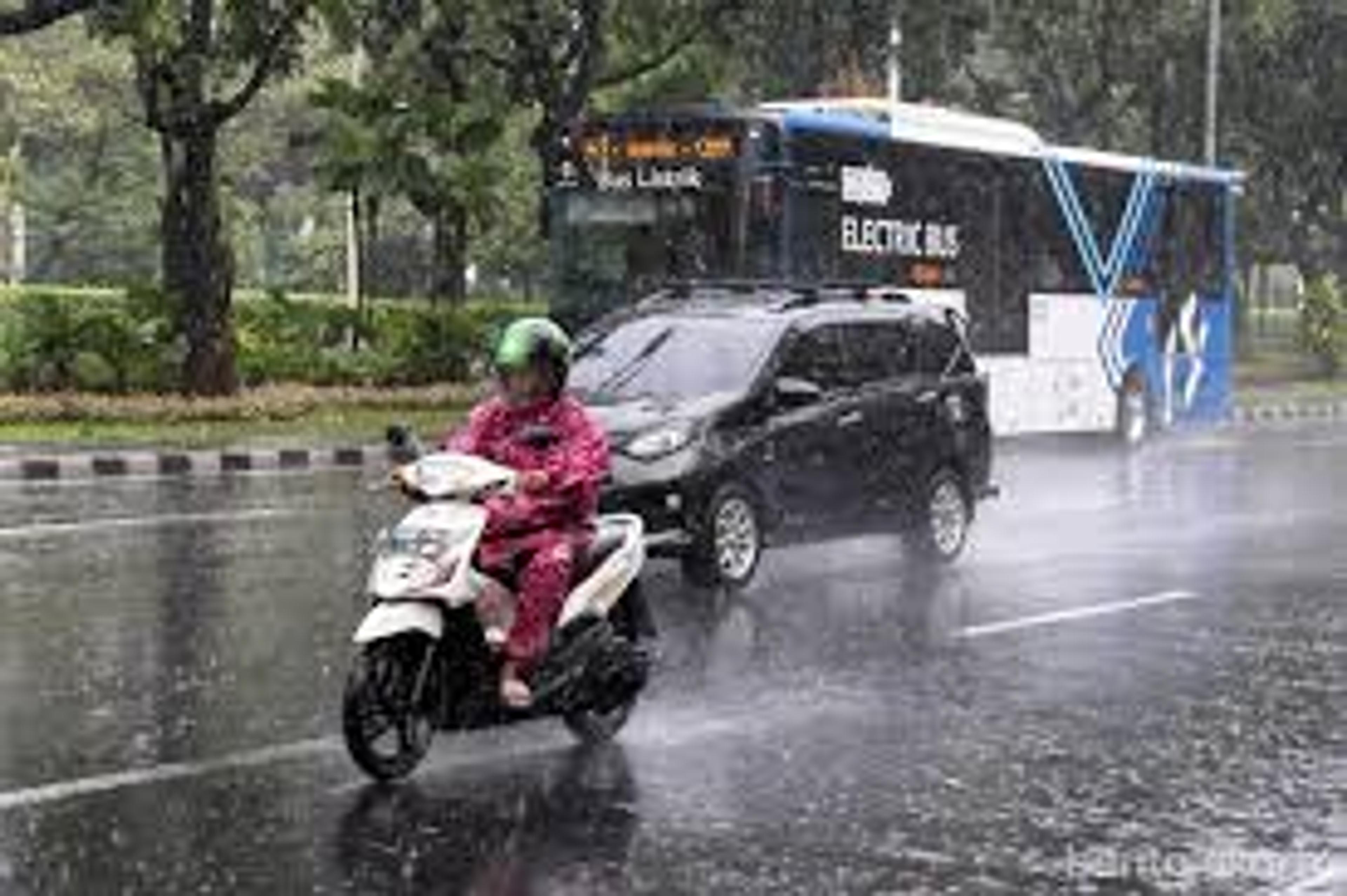 BMKG Peringatkan Cuaca Ekstrem di Awal Mei 2026