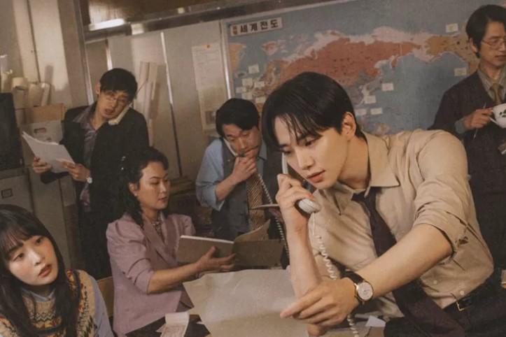 Raih Rating Penonton Tinggi! Drama Typhoon Family akan Rilis Album OST, Ada Han Stray Kids hingga Lee Jun Ho