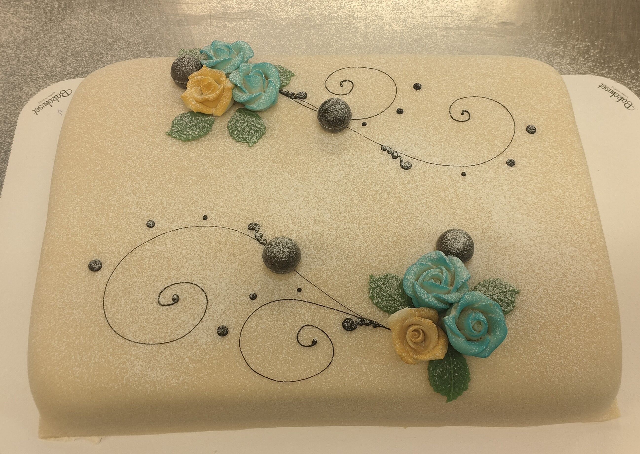 Marsipankake 30x40 cm