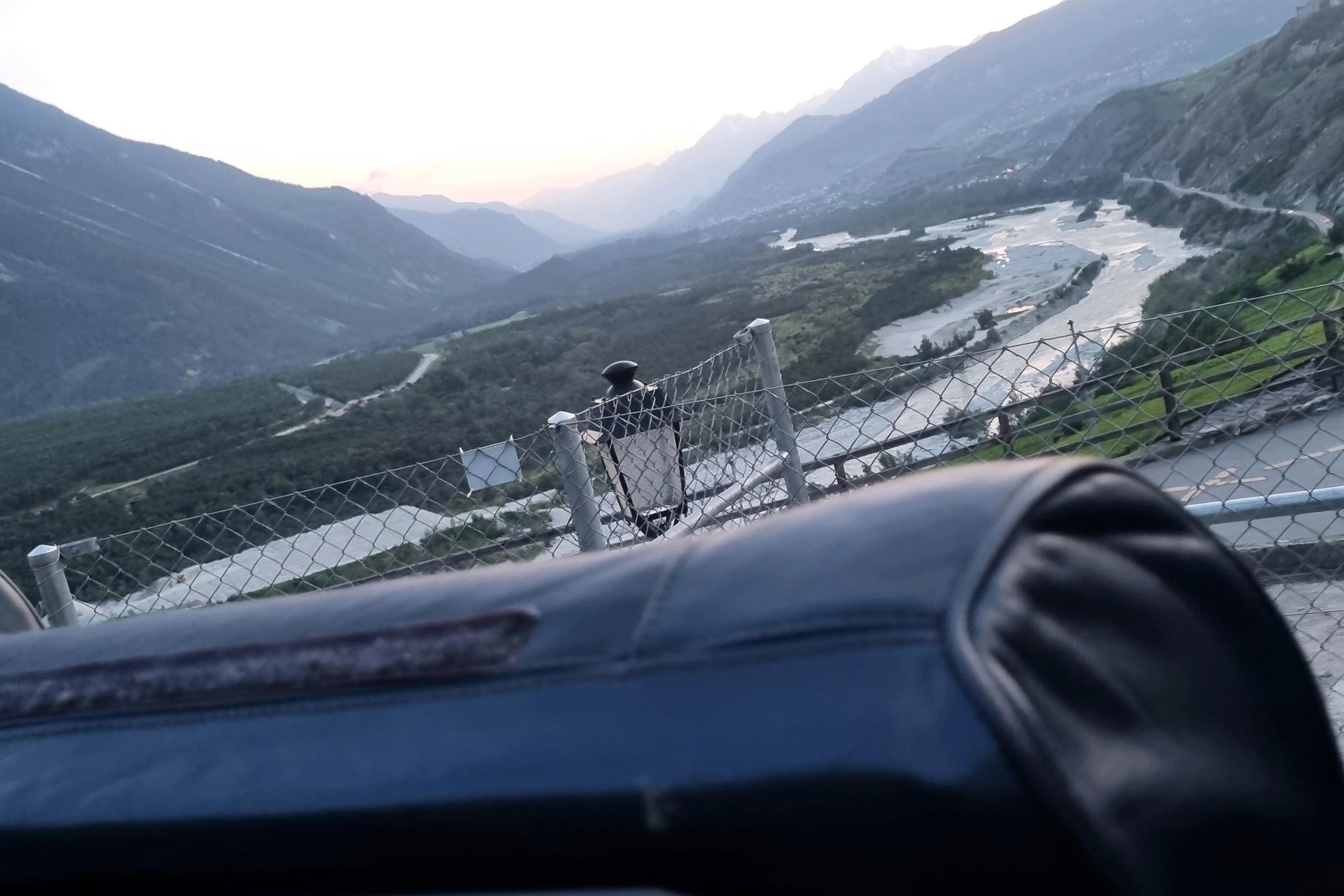 coworking fly to the sky