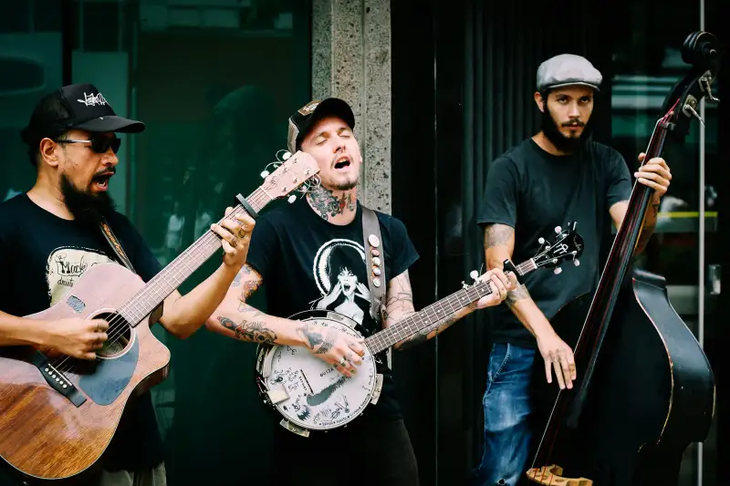 DIVE INTO ALL KINDS OF MUSIC