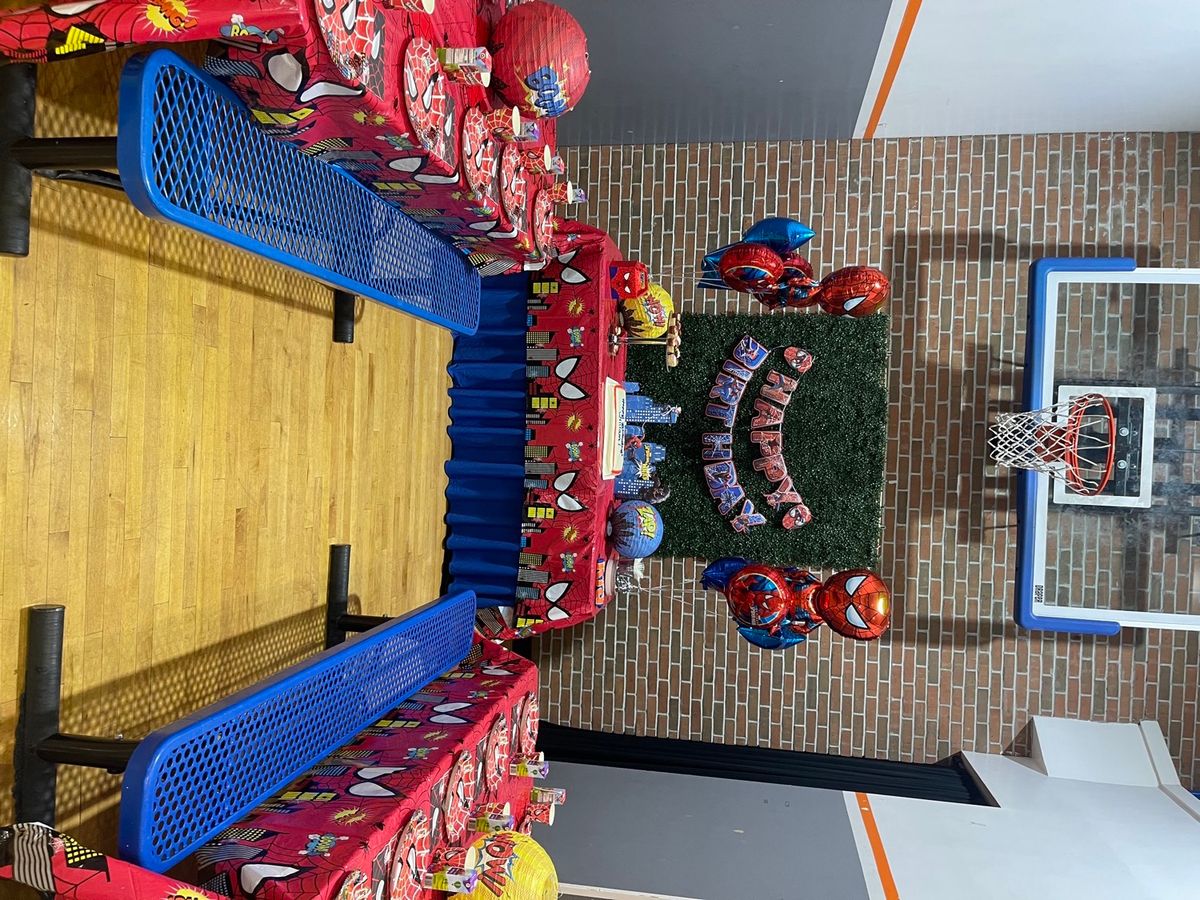 A Fastbreak party at Headquarters