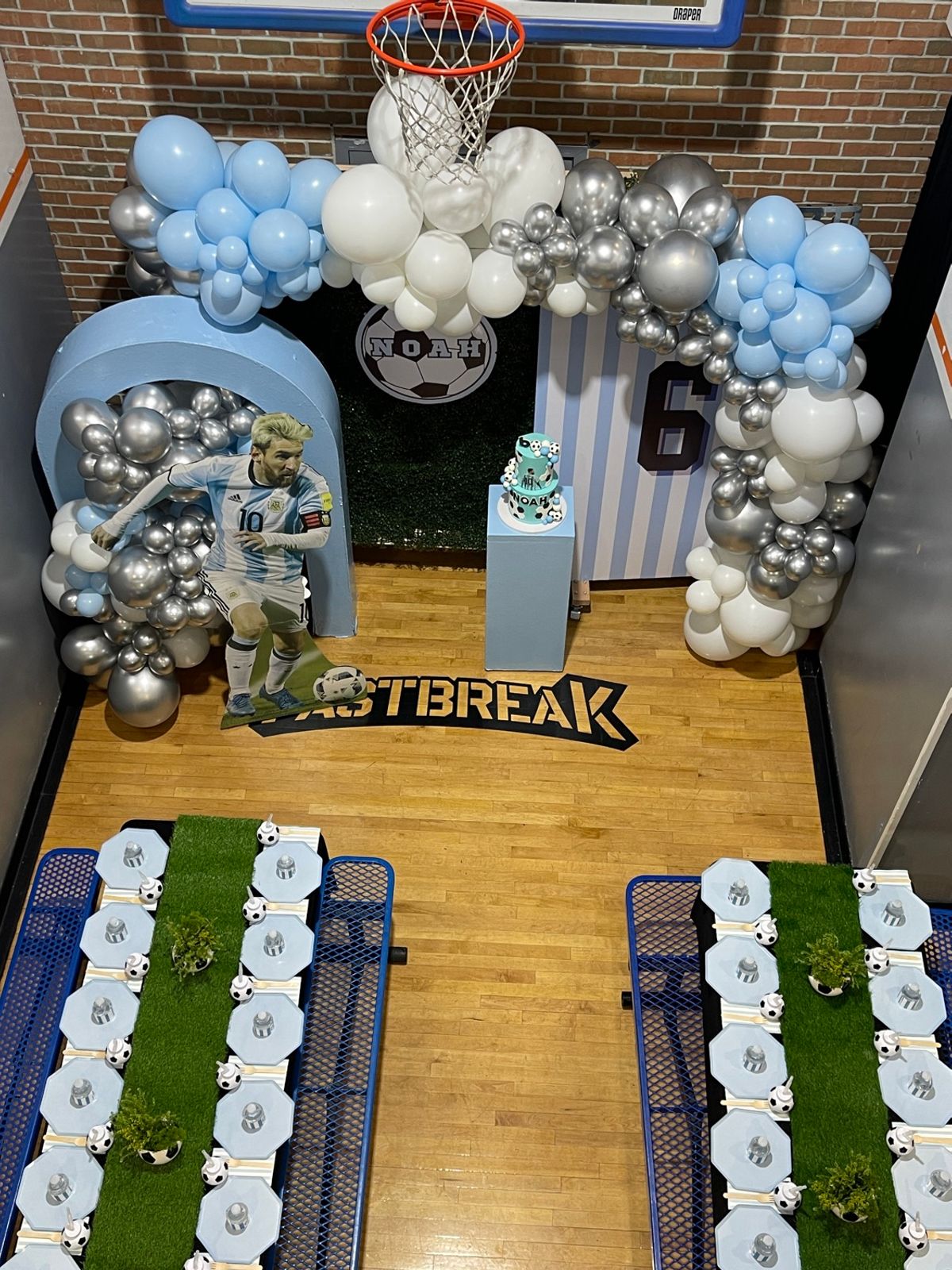 A Fastbreak party at Headquarters