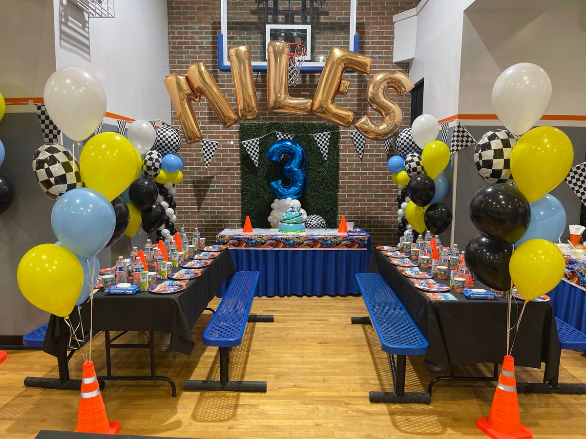 A Fastbreak party at Headquarters