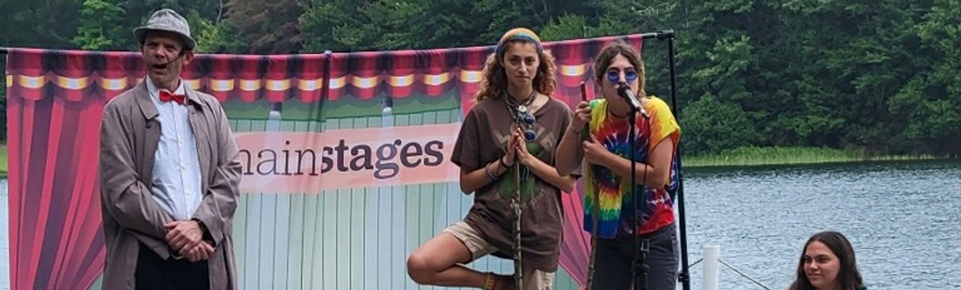 Detective poses with suspects