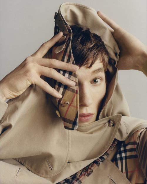 Burberry thumbnail 4