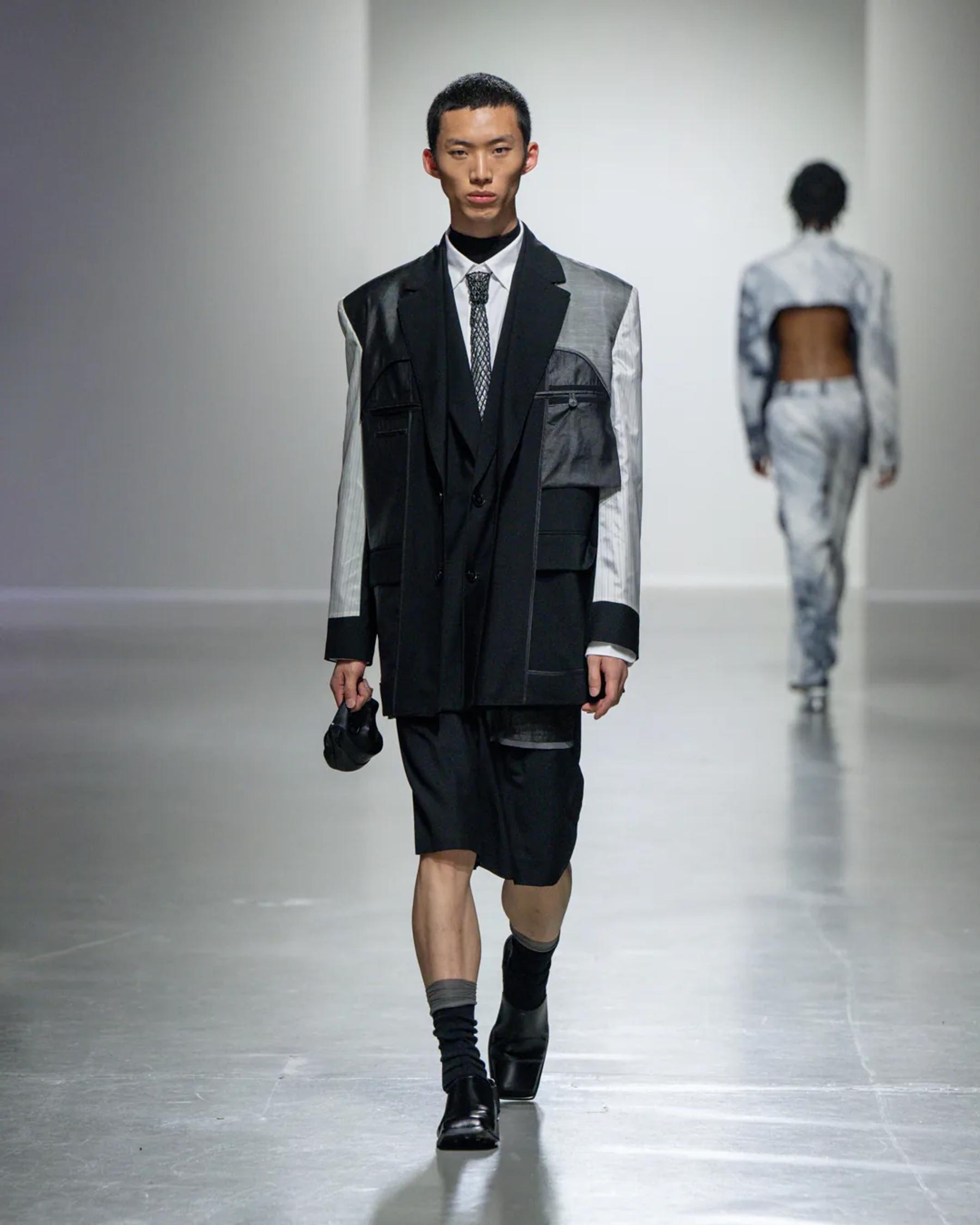 Feng Chen Wang 25