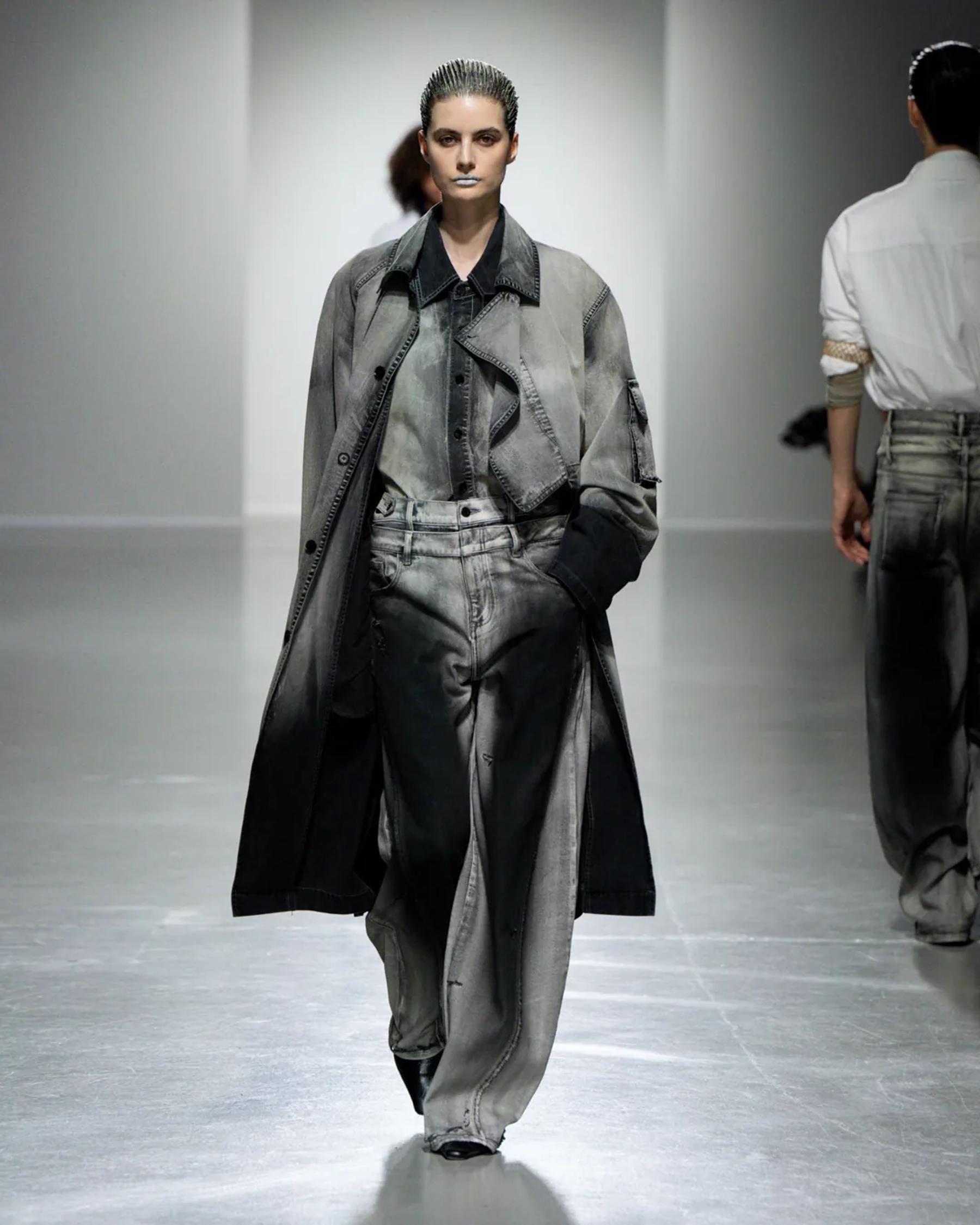 Feng Chen Wang 18