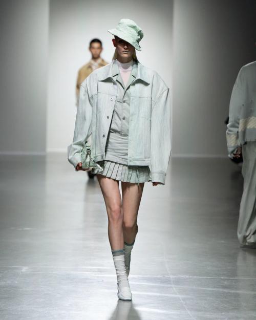 Feng Chen Wang thumbnail 6