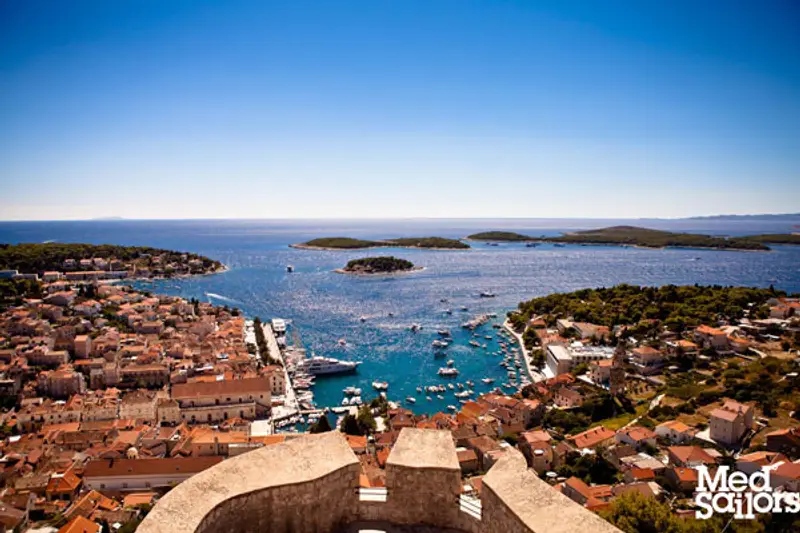 holiday-croatia-hvar-town-med-sailors